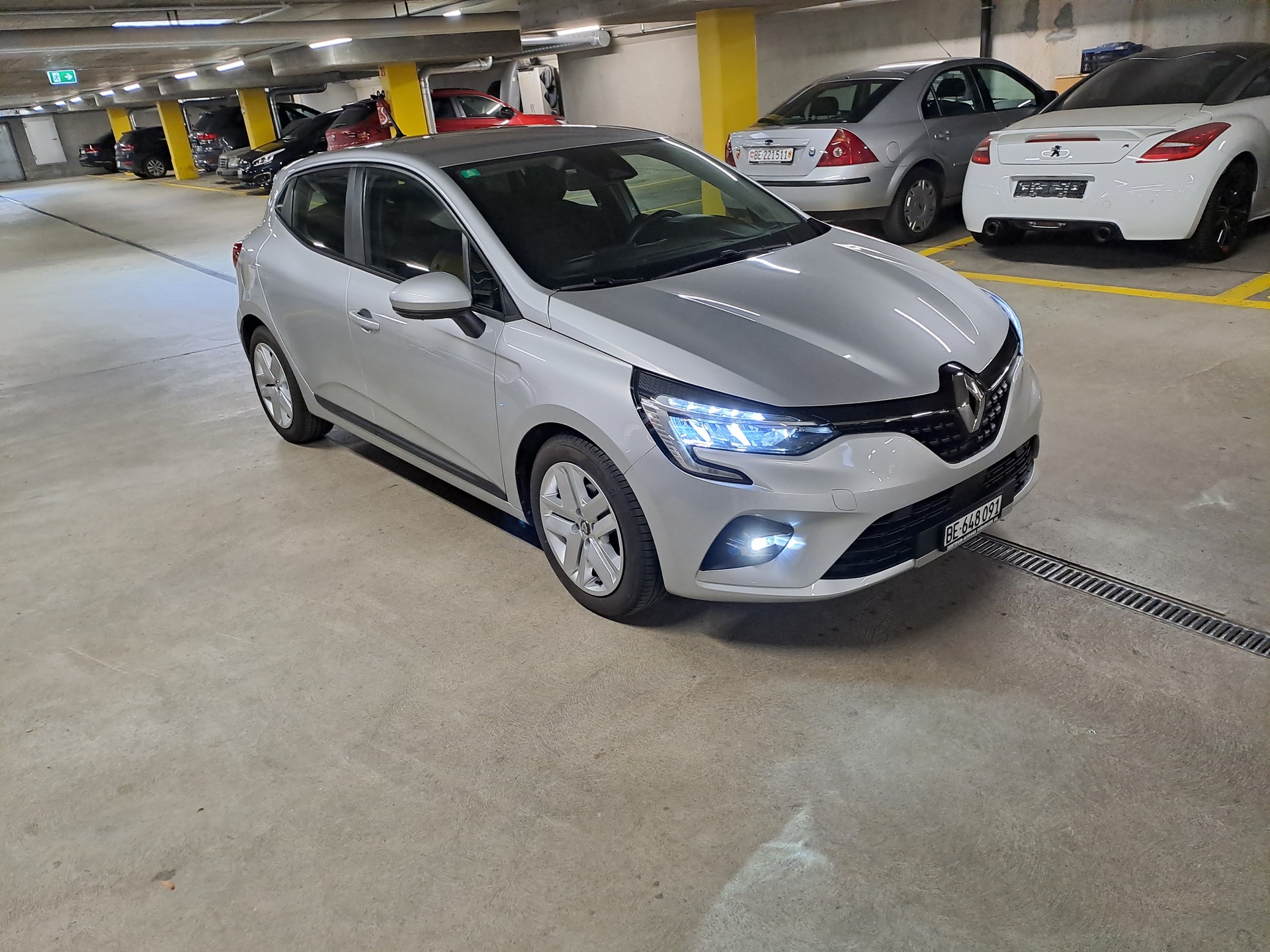 RENAULT 1.0 TCe Zen-image-2