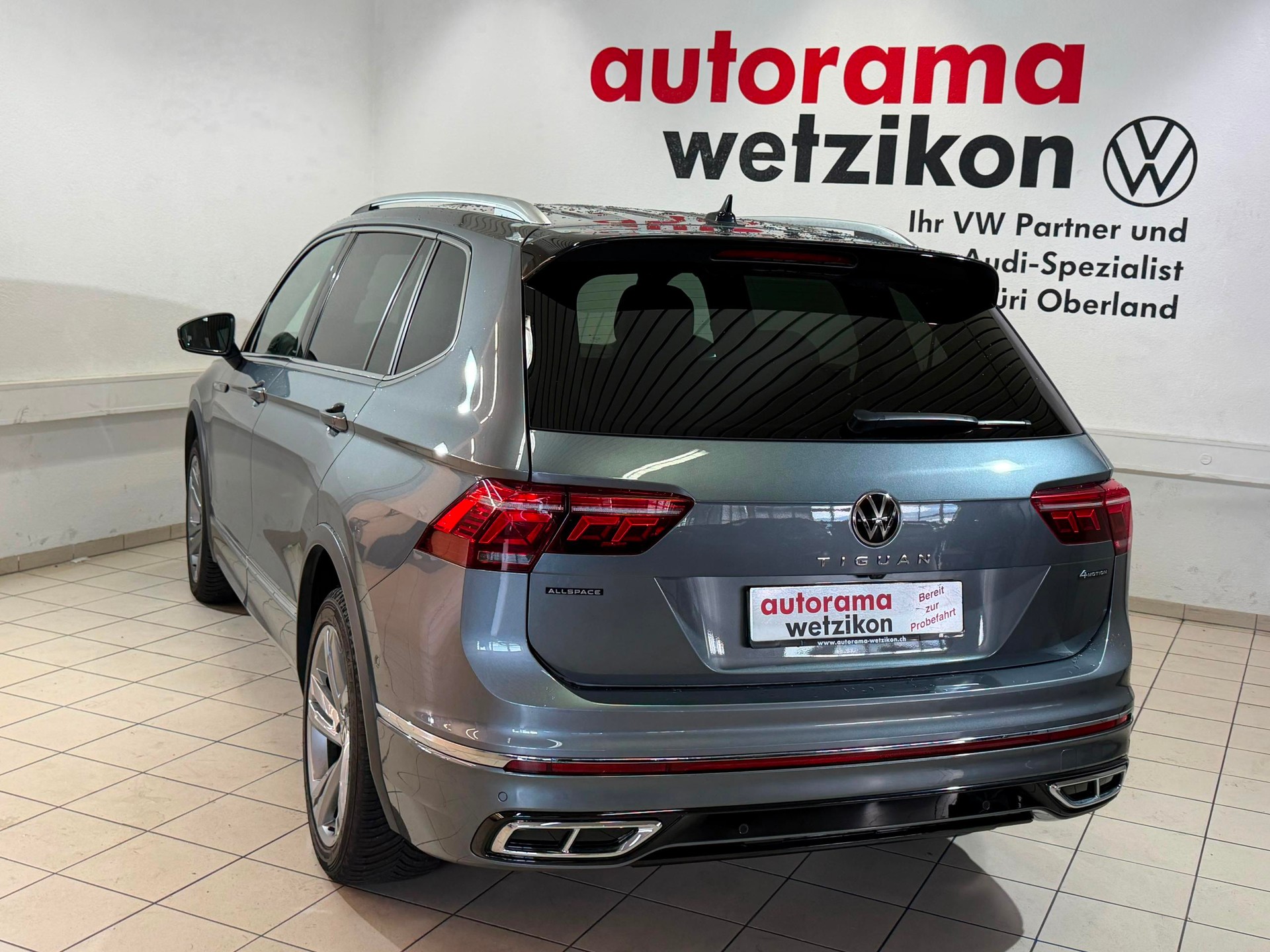 VW Tiguan Allspace 2.0TSI R-Line 4Motion DSG-image-3