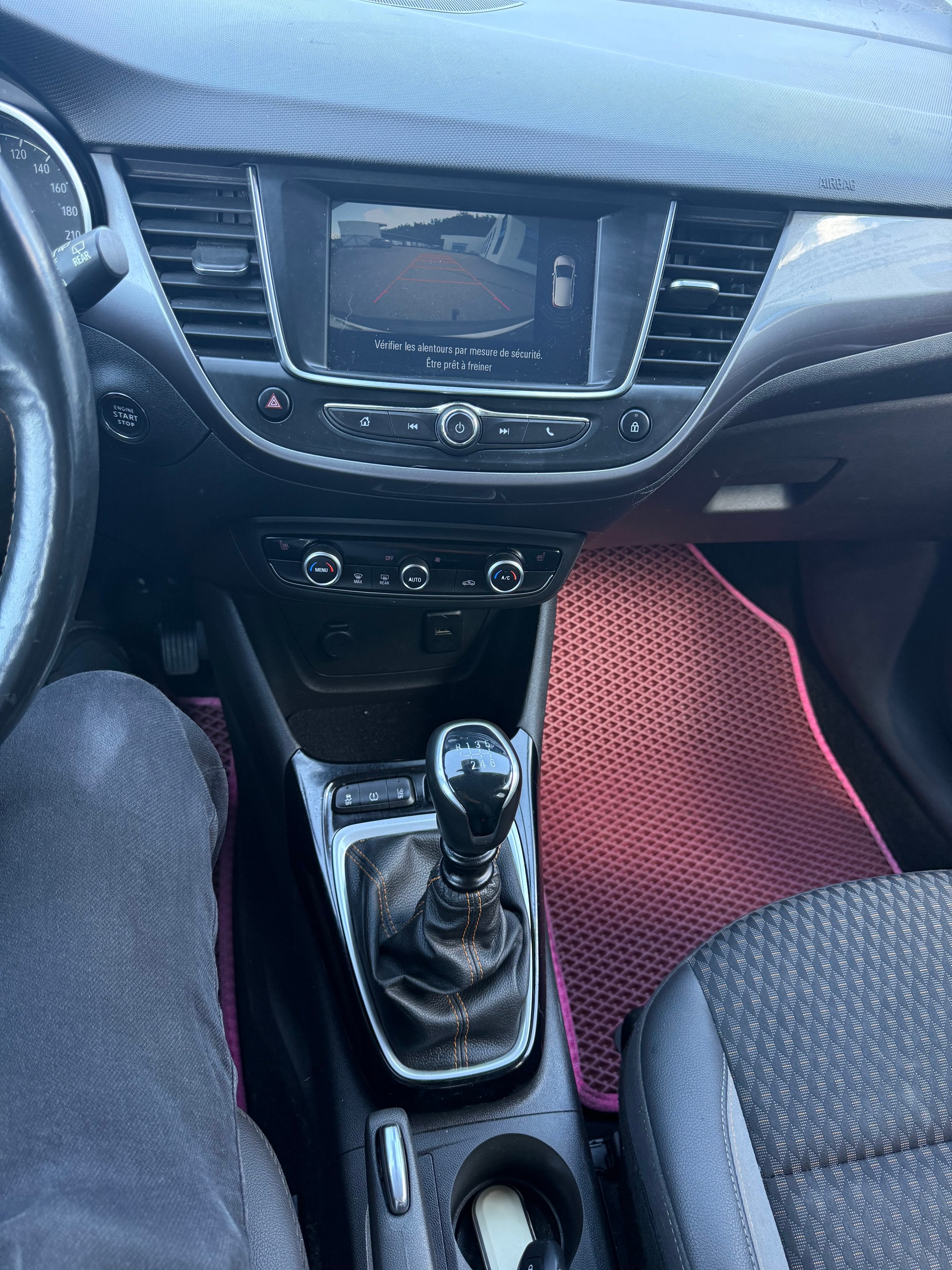 OPEL Crossland X 1.2i 120 Years Edition-image-8
