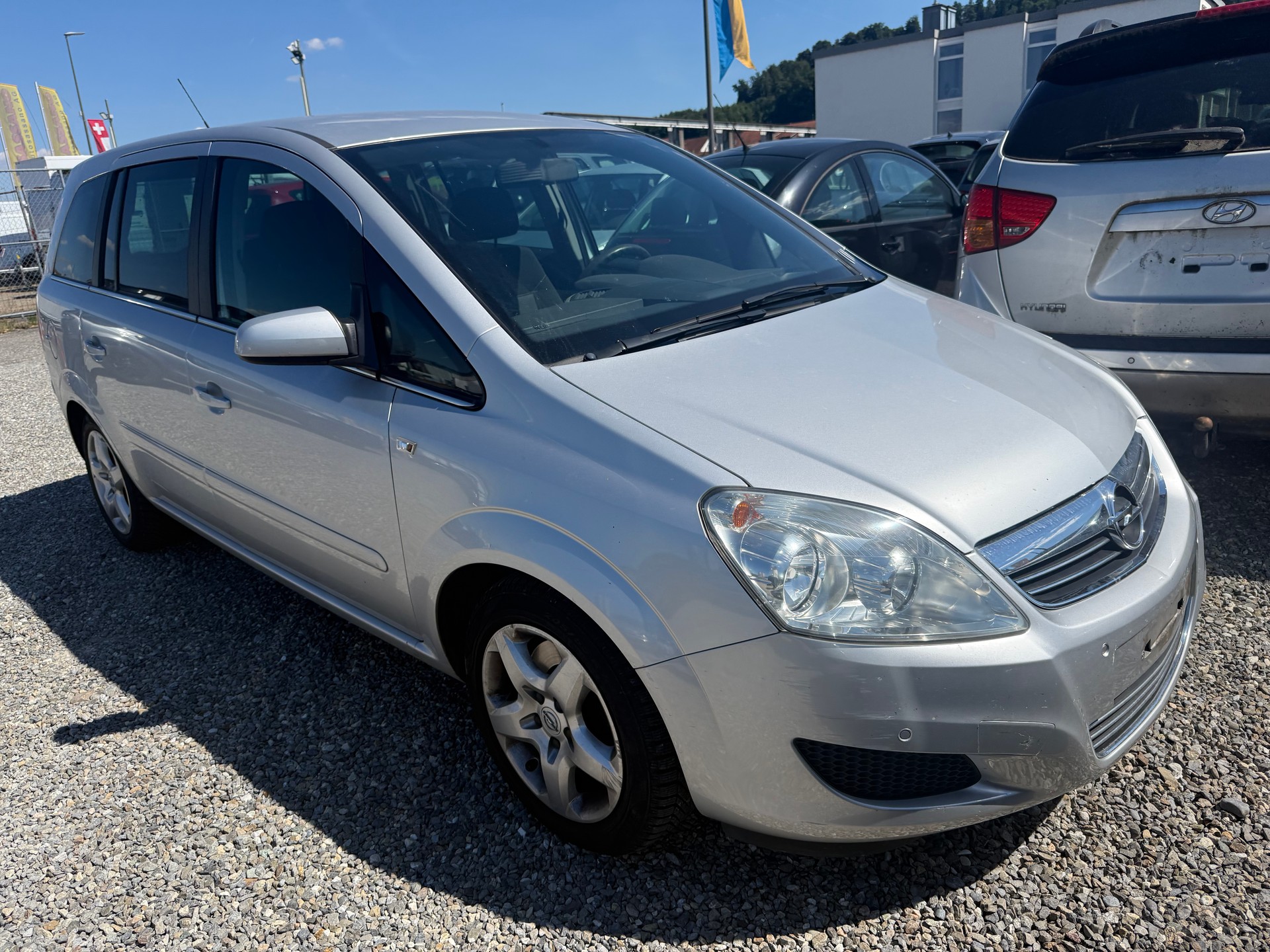 OPEL Zafira 1.9 CDTI Automatic-image-0