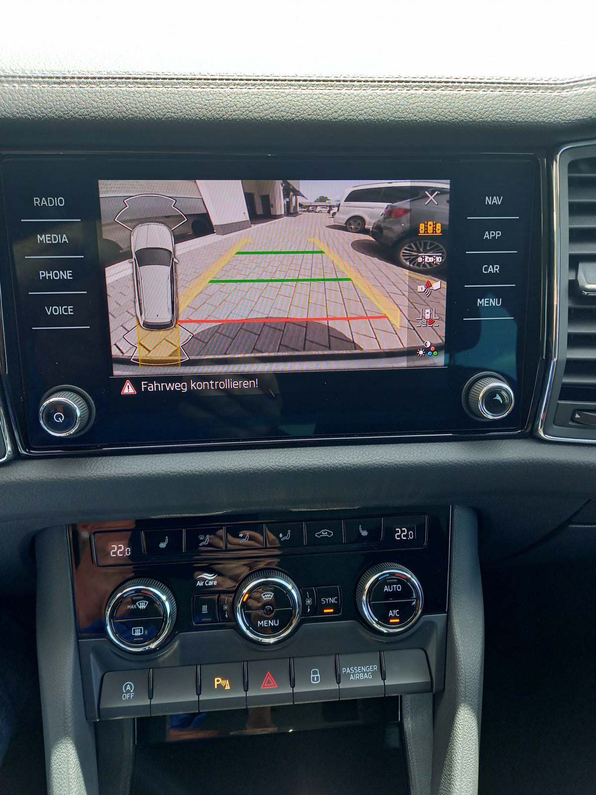 SKODA Kodiaq 2.0 TDI CR Ambition 4x4 DSG-image-6