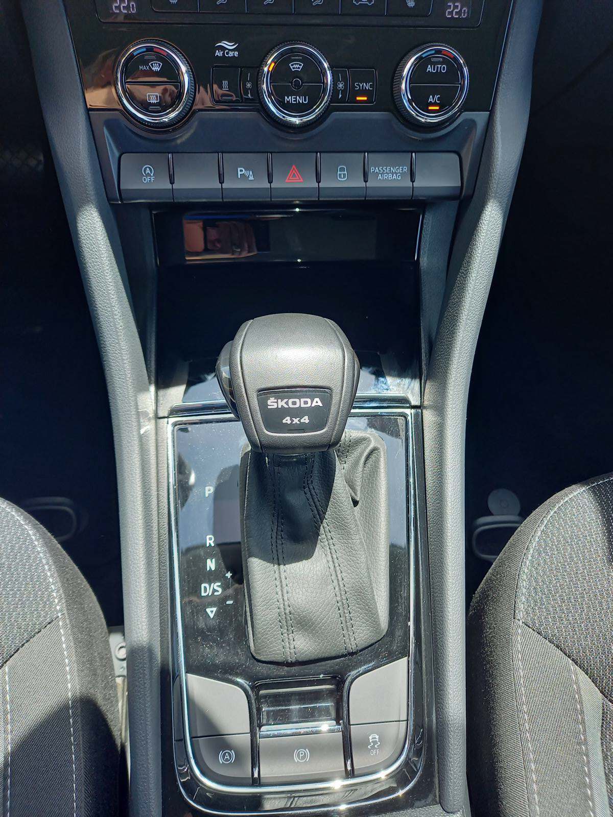 SKODA Kodiaq 2.0 TDI CR Ambition 4x4 DSG-image-8