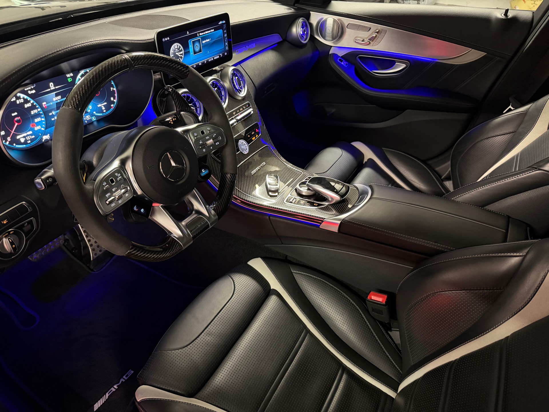 MERCEDES-BENZ C 63 S AMG-image-3