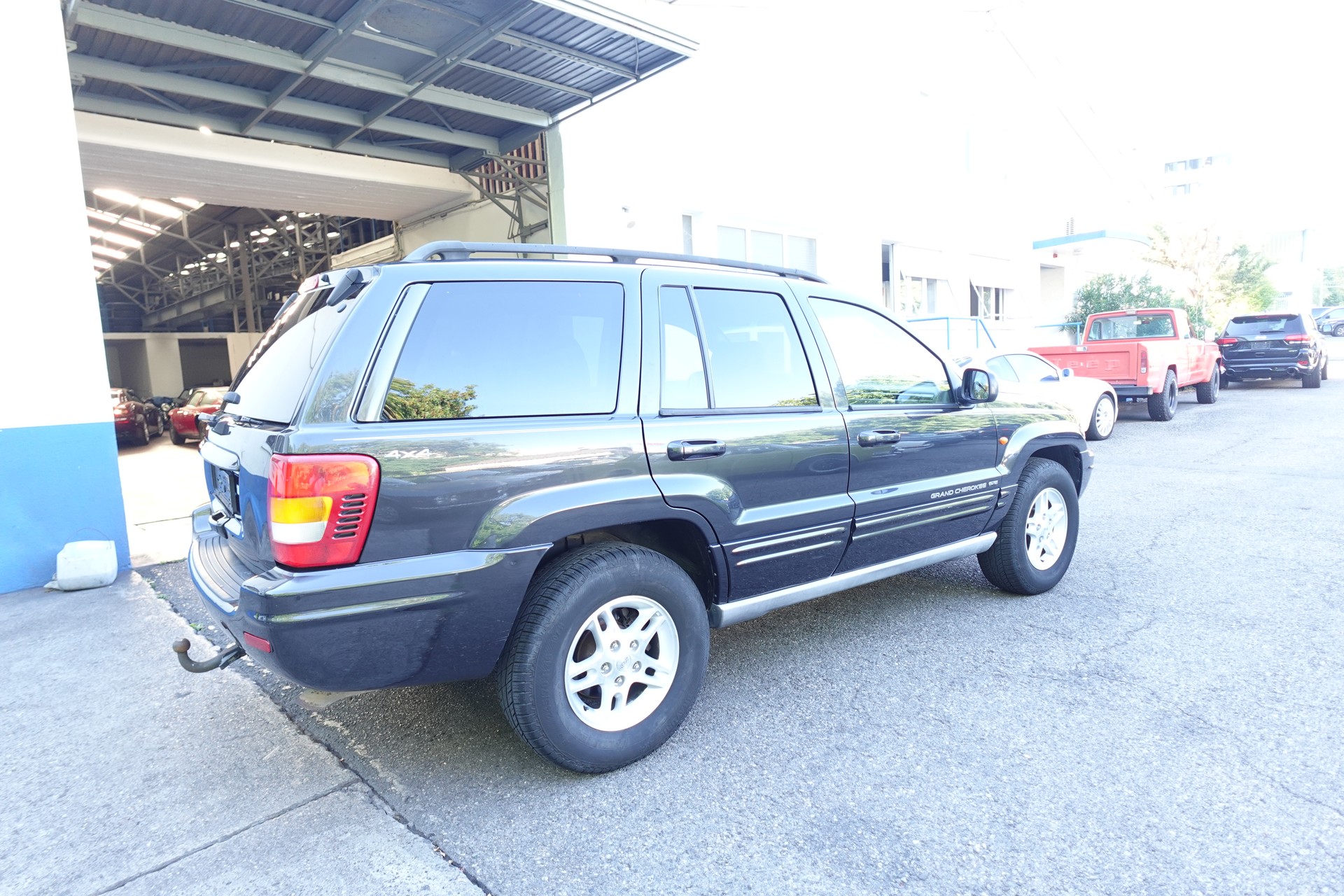 JEEP Grand Cherokee 4.7 Limited Automatic-image-3