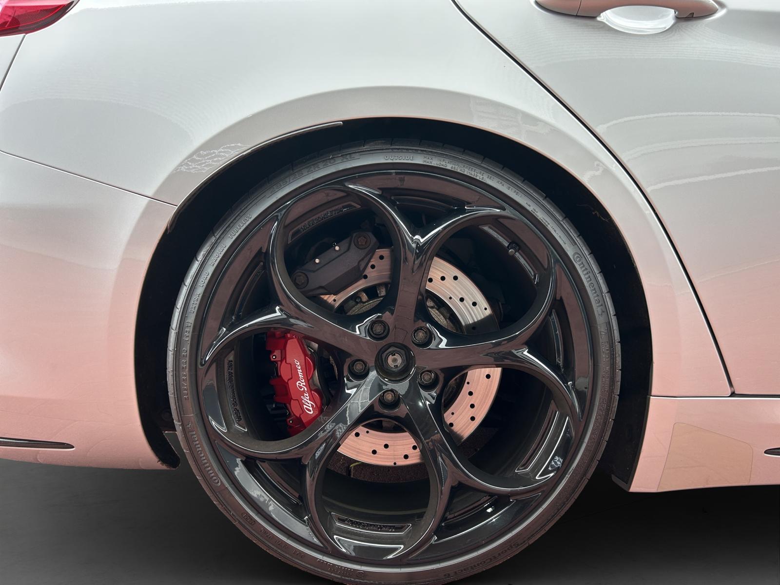 ALFA ROMEO Giulia 2.9 V6 Quadrifoglio Automatic-image-8