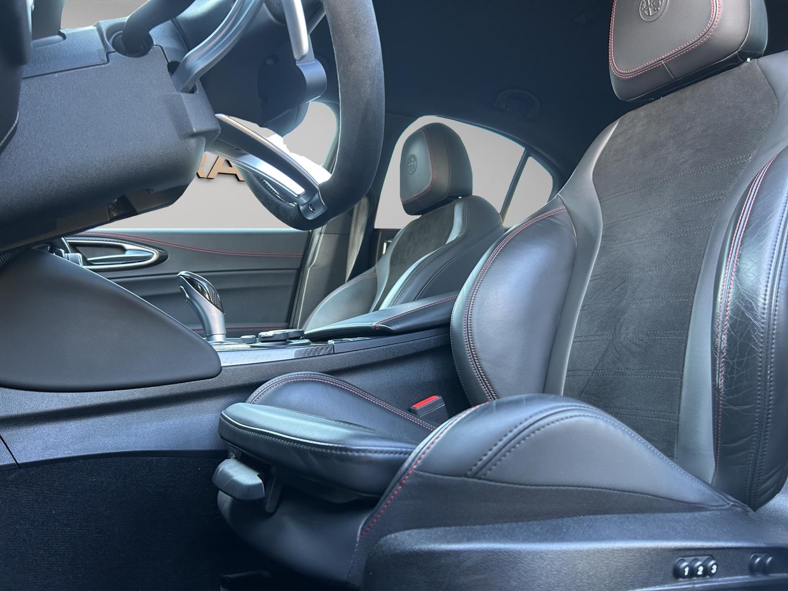 ALFA ROMEO Giulia 2.9 V6 Quadrifoglio Automatic-image-11