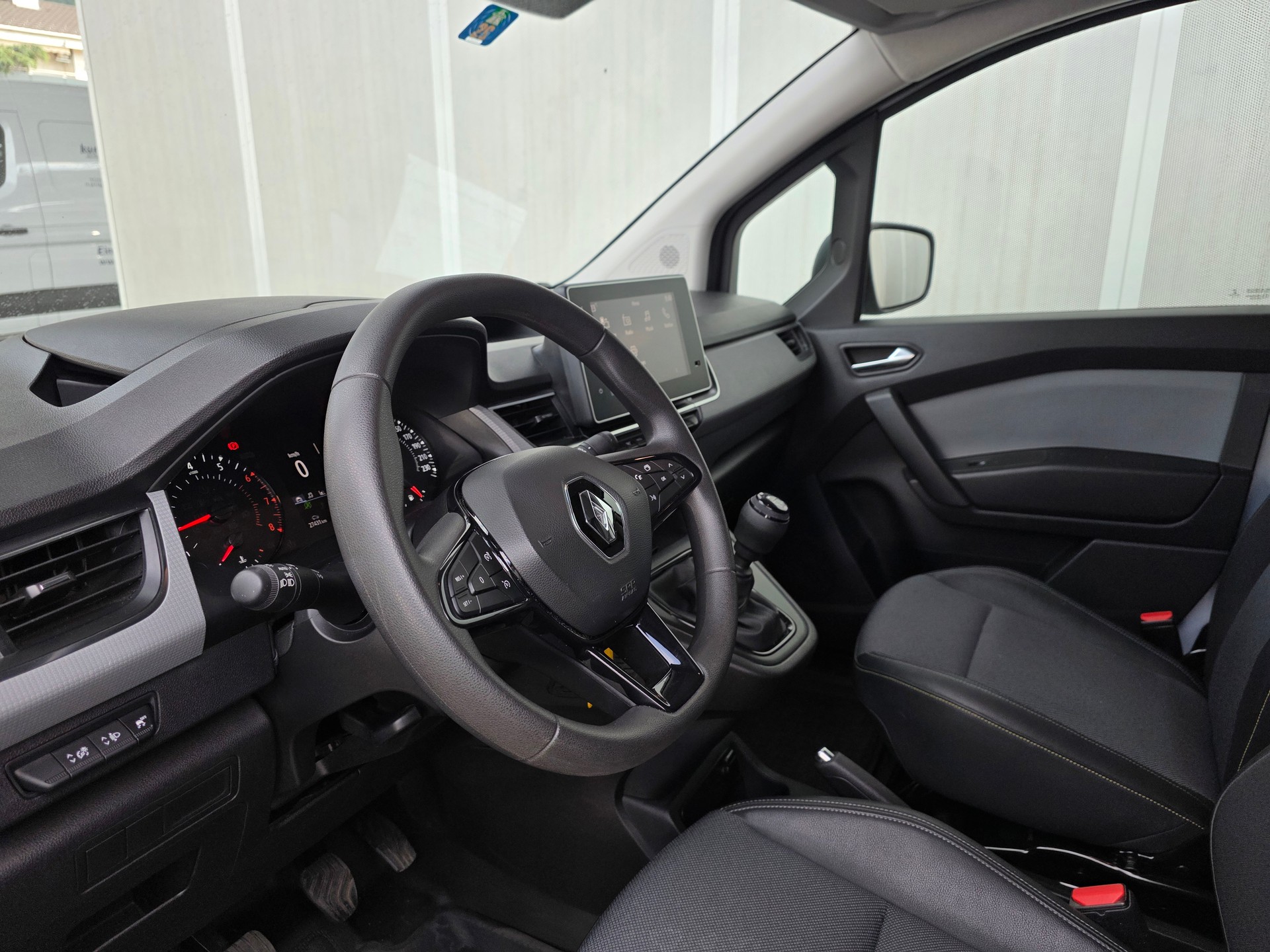 RENAULT Kangoo Van 1.3TCe Open Sesame 100 PF Extra-image-8