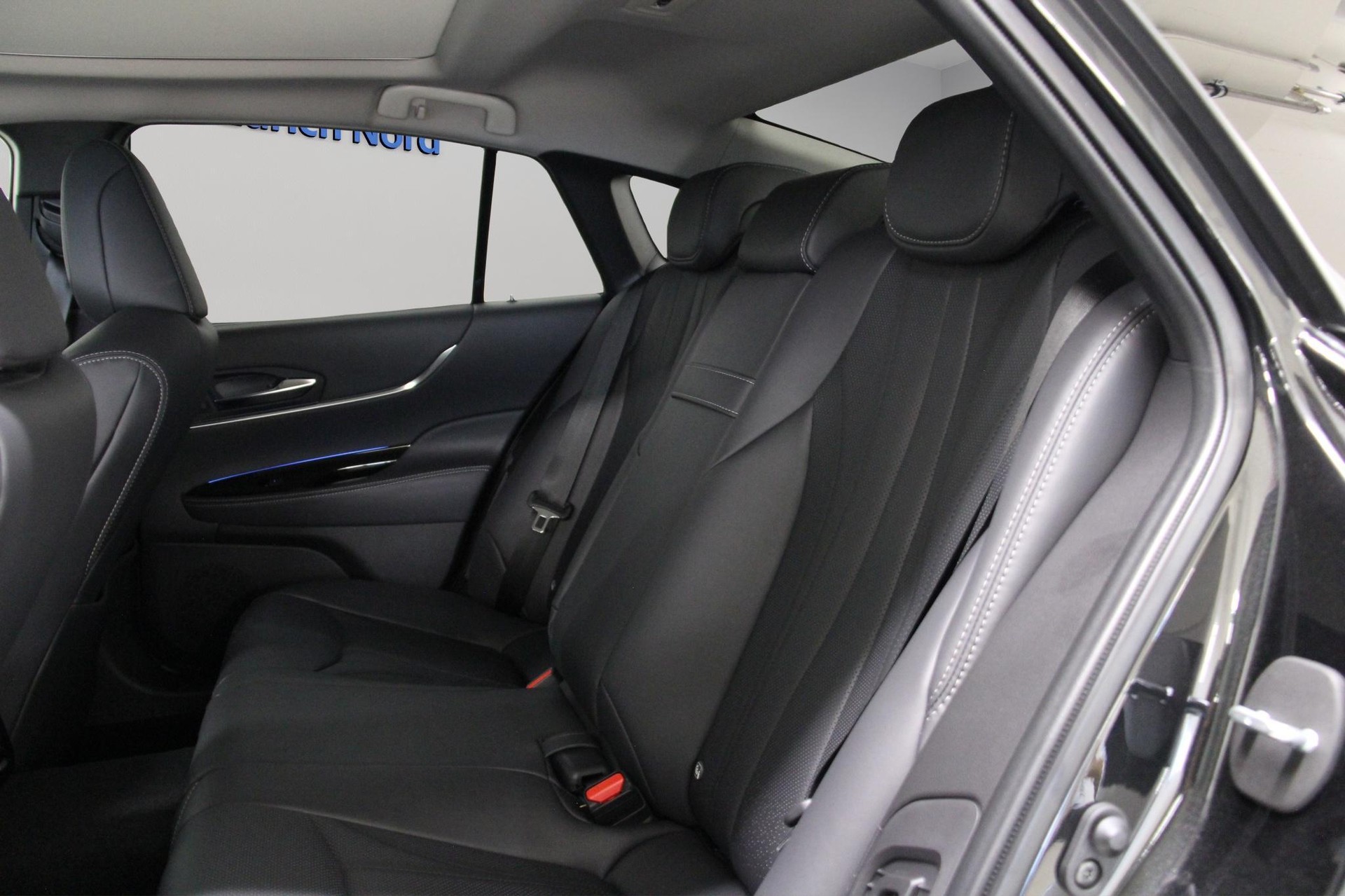 TOYOTA Mirai Fuel Cell Platinum-image-6