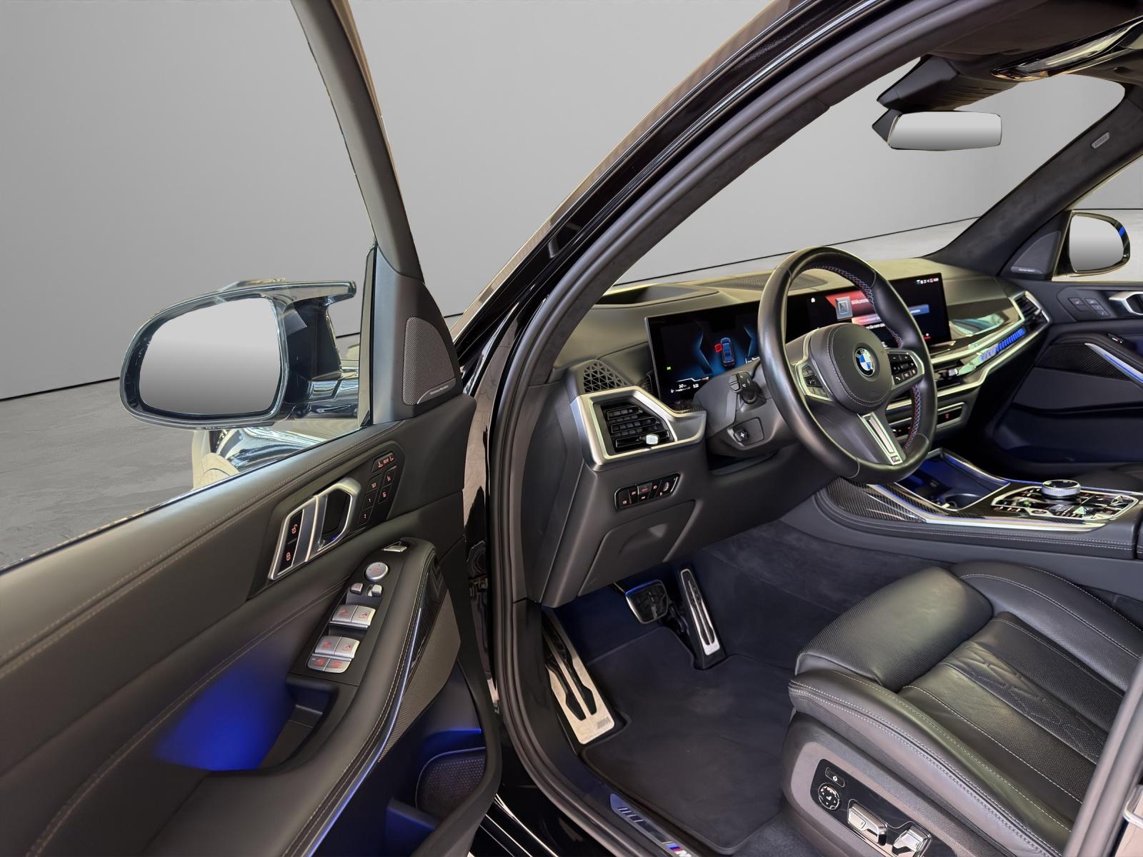 BMW X7 M60i-image-9