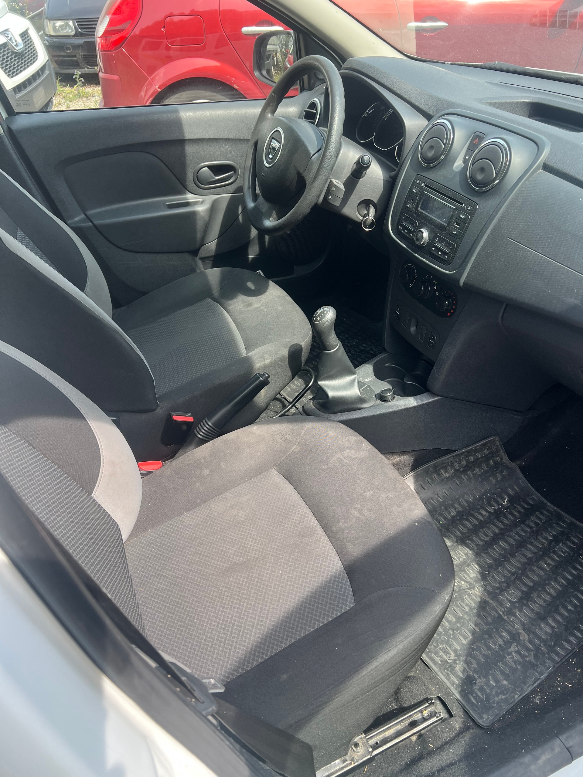 DACIA Logan MCV 1.2 Celebration-image-8