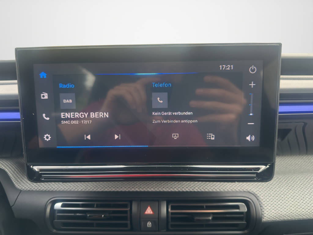 CITROEN C3 1.2 Hybrid Plus-image-12