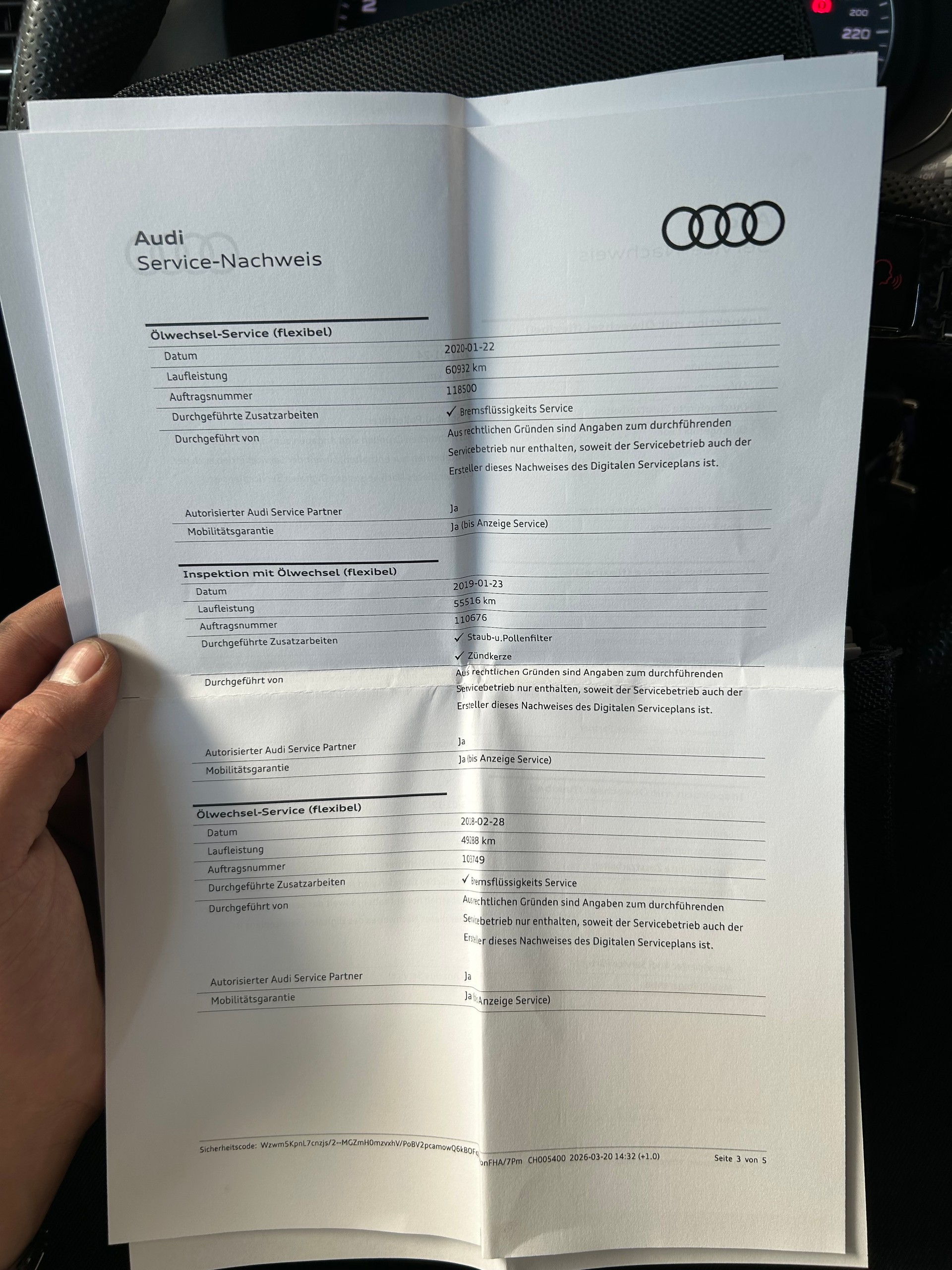 AUDI A3 Cabriolet 1.8 TFSI Ambition-image-12