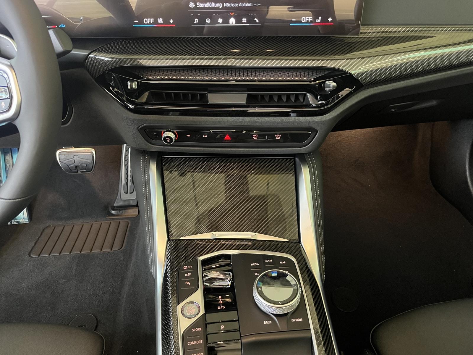 BMW M440d xDrive Cabrio-image-14