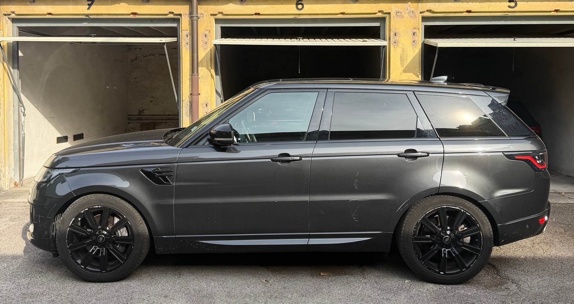 LAND ROVER 3.0 V6 SC HSE-image-0