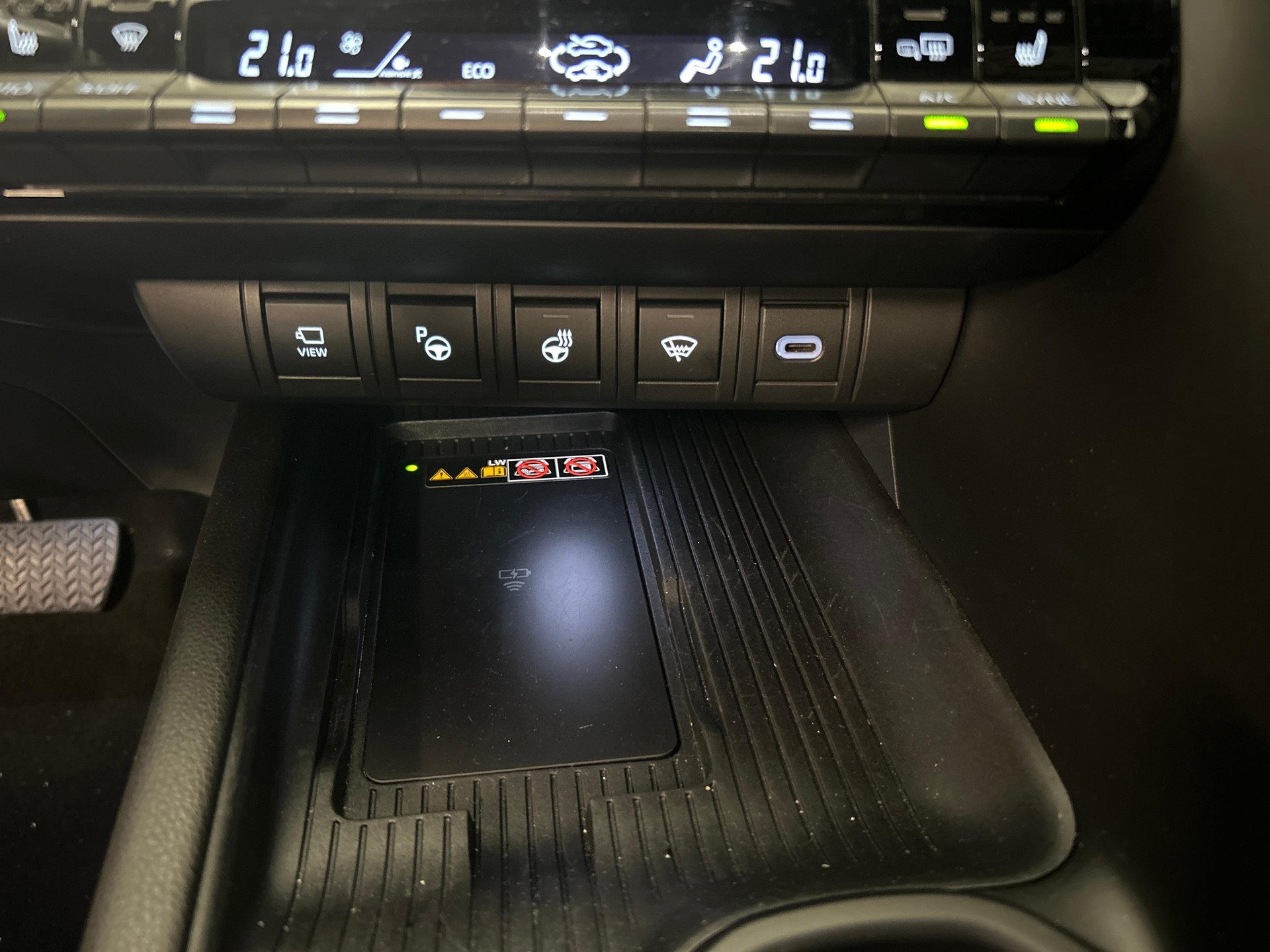 TOYOTA C-HR 2.0 HEV Style Premiere 4x4-image-16