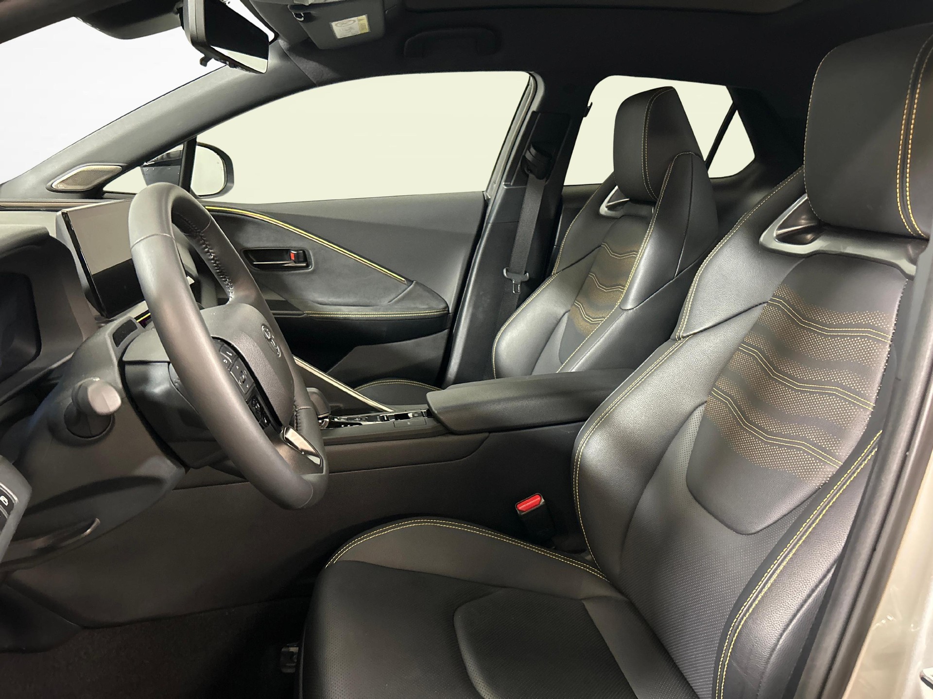 TOYOTA C-HR 2.0 HEV Style Premiere 4x4-image-2