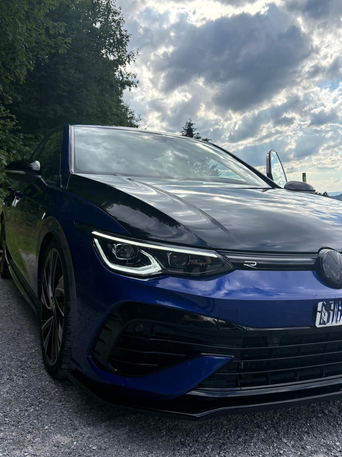 VW 2.0 TSI R DSG 4motion-image-5