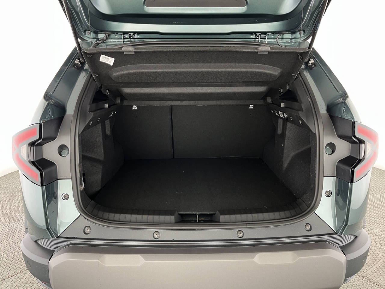 DACIA Duster 1.2 Hybrid Journey 4WD-image-17
