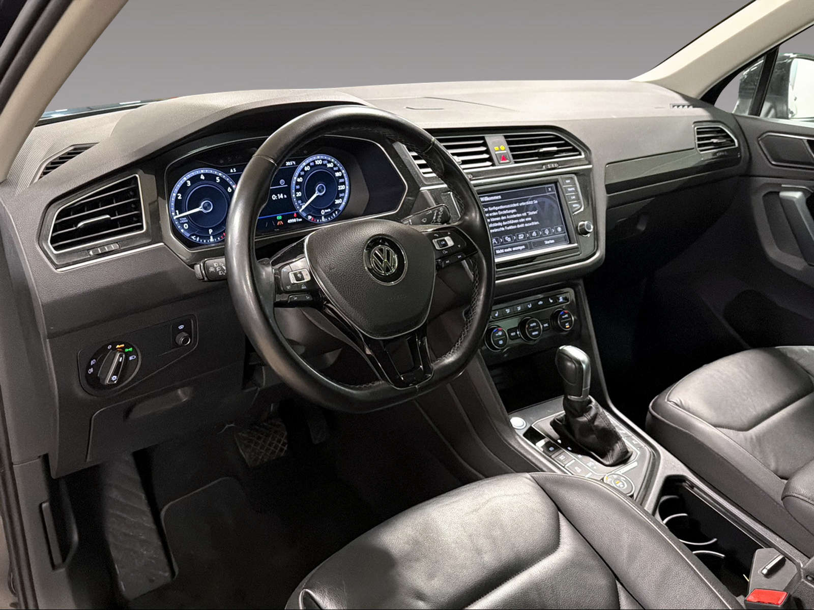 VW Tiguan 2.0 TSI Highline DSG-image-8