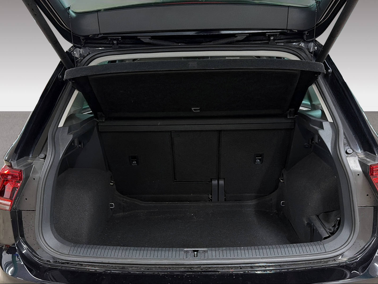 VW Tiguan 2.0 TSI Highline DSG-image-5