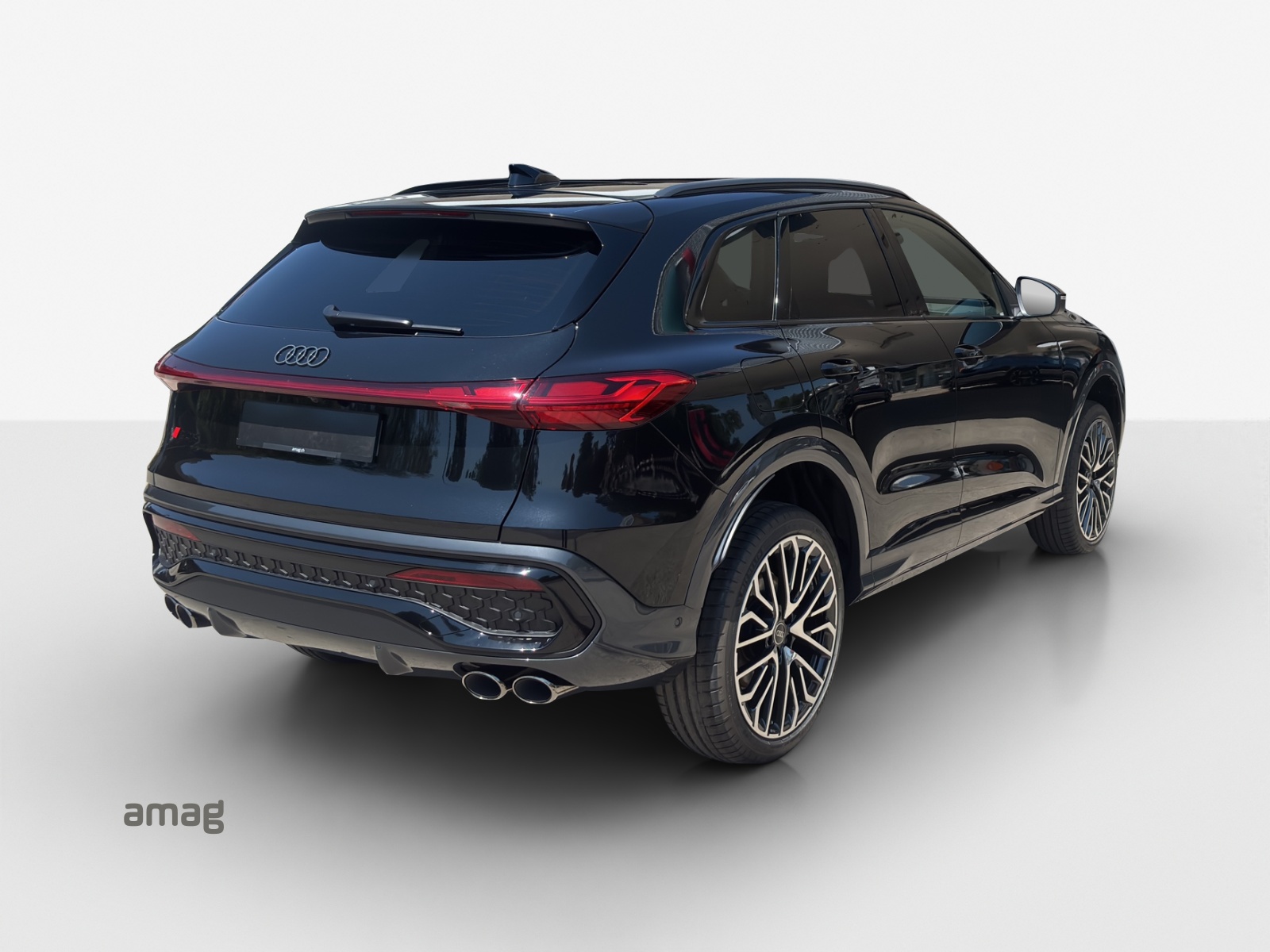 AUDI SQ5 TFSI quattro S-tronic-image-4