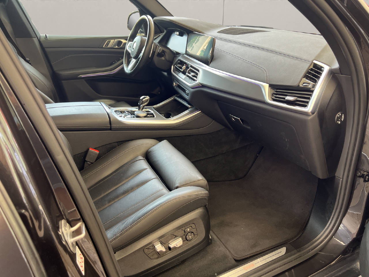 BMW X5 G05 45e xDrive-image-11