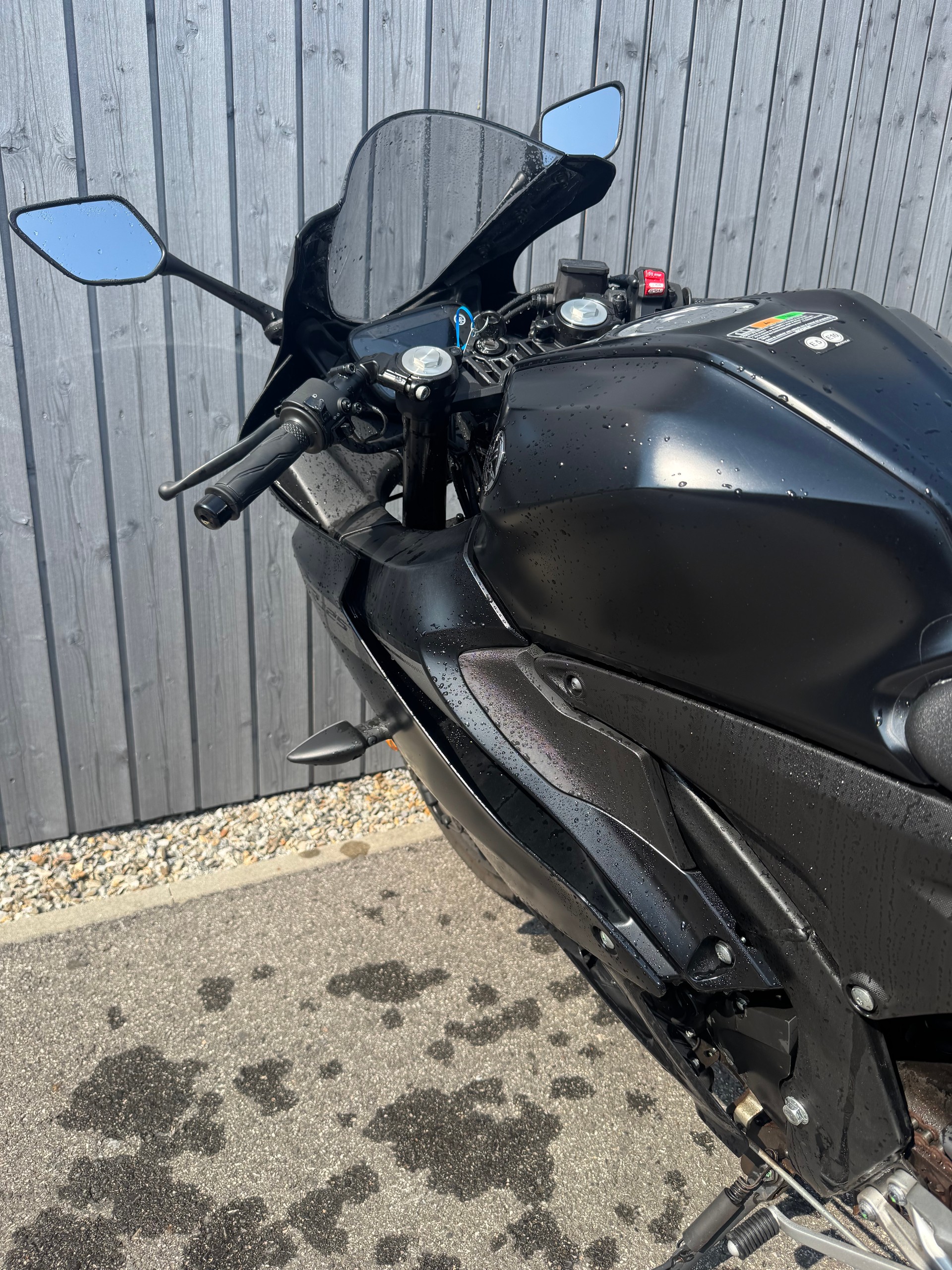YAMAHA YZF-R 125 ABS-image-6