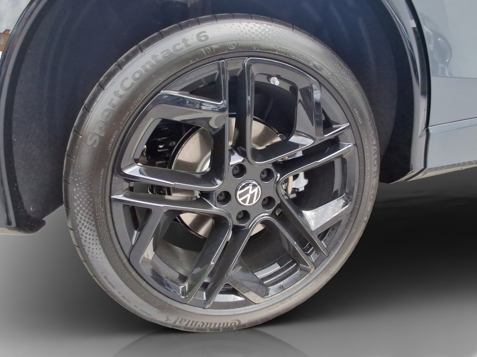VW Tiguan 2.0 TSI DSG R-Line Plus 4Motion-image-13