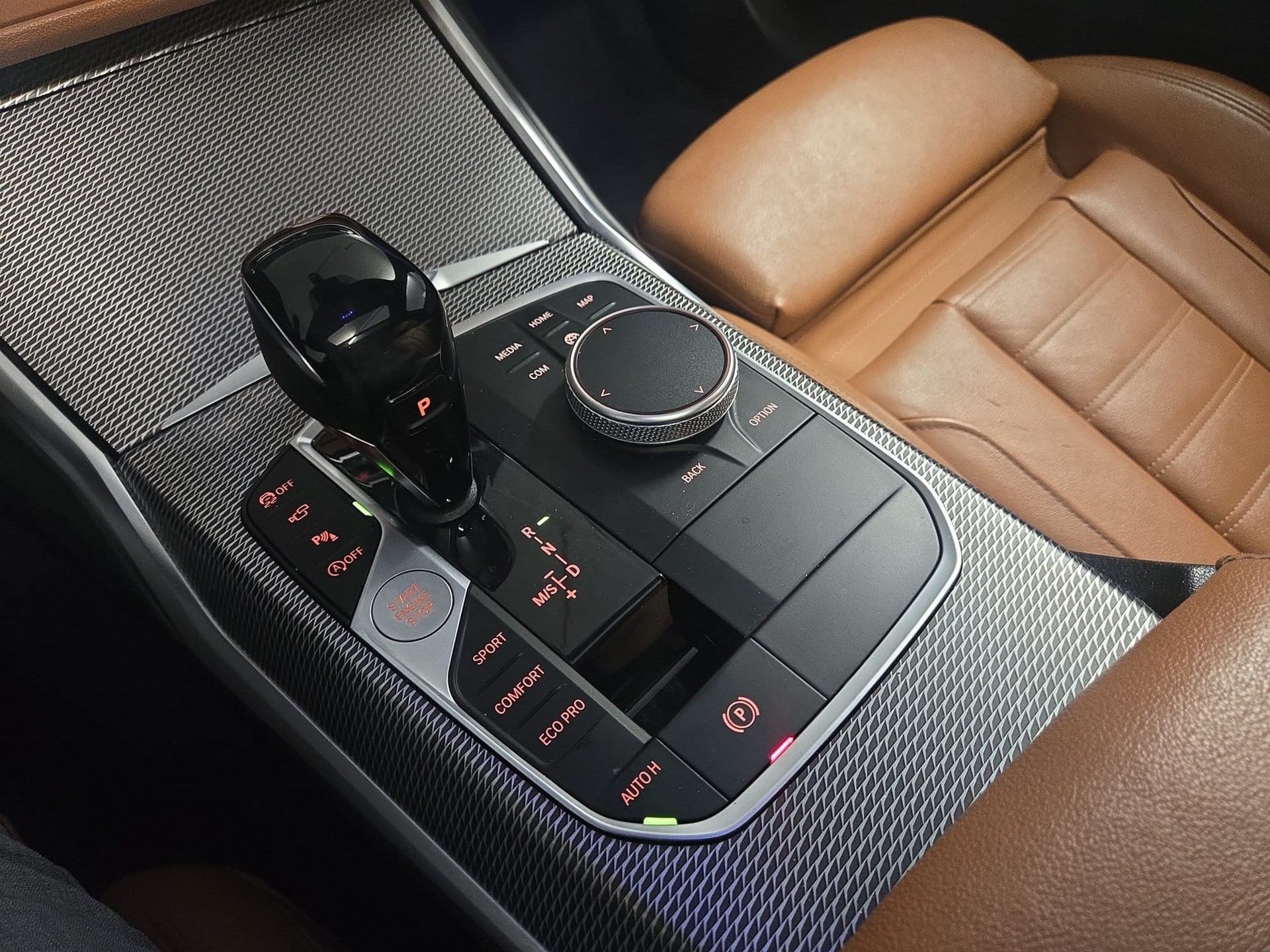 BMW M340i xDriveTouring Steptronic M Sport-image-12