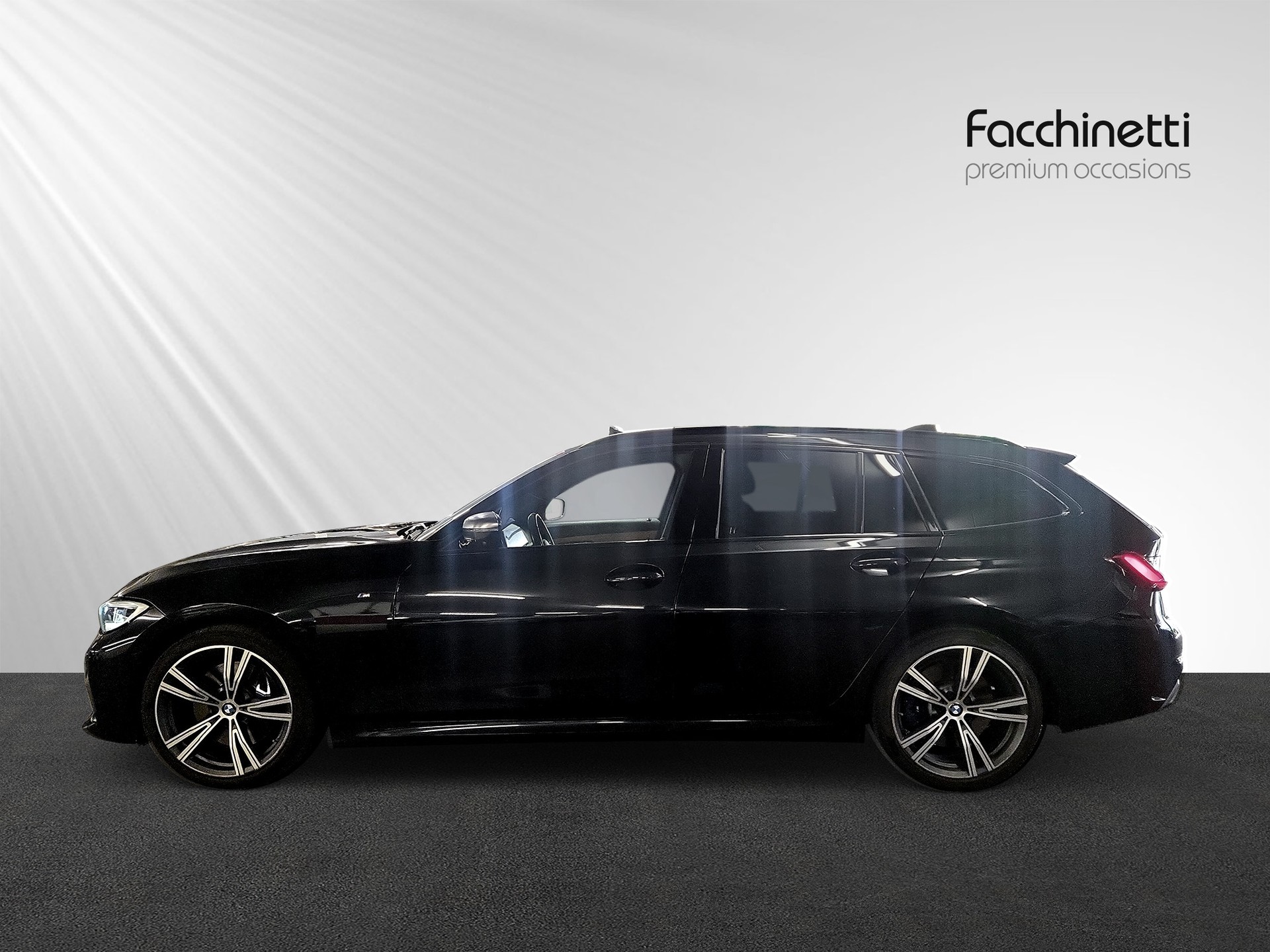 BMW M340i xDriveTouring Steptronic M Sport-image-1