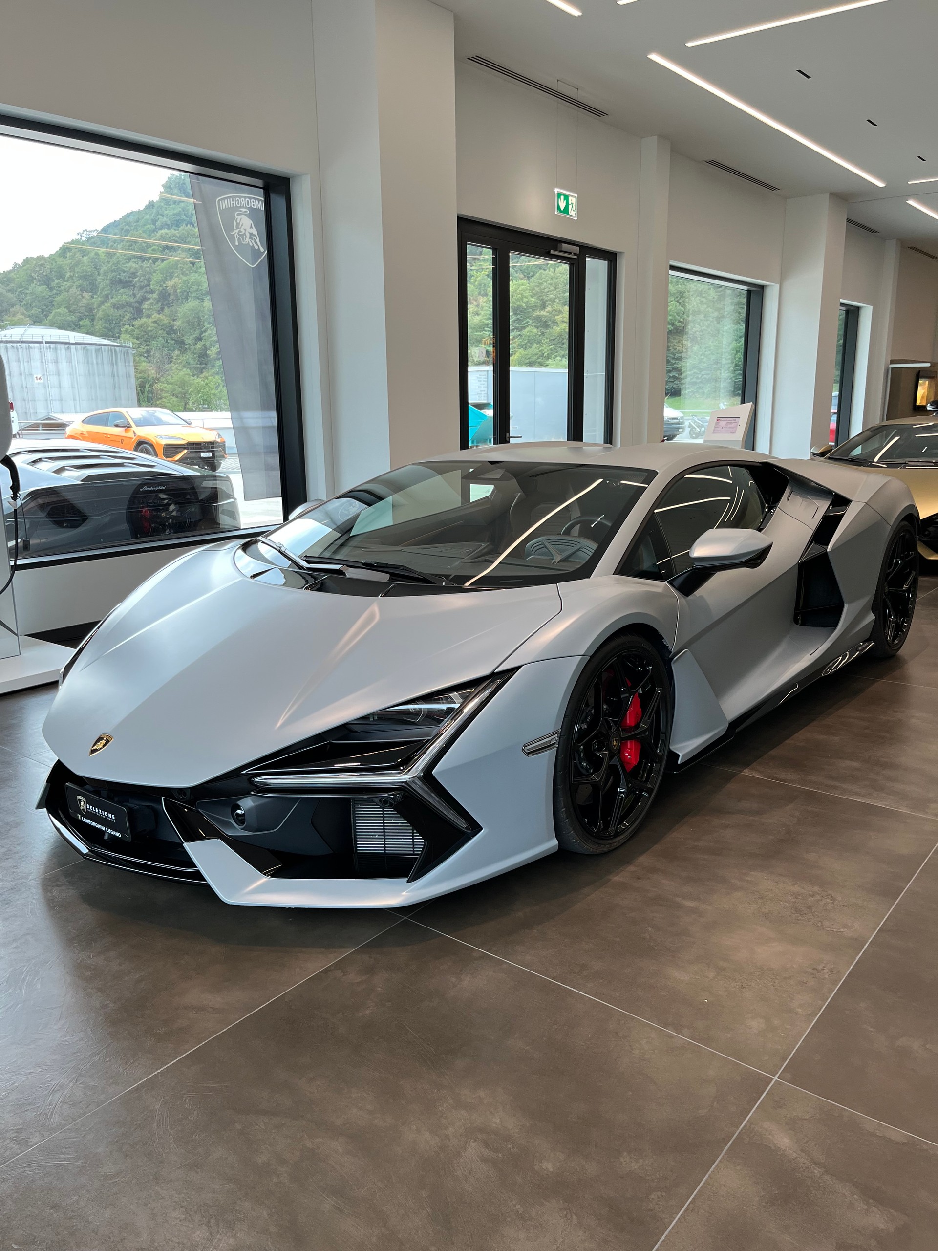 LAMBORGHINI Revuelto MY24 Selezione Certified Pre-Owned Certifications: 150-point check list Lamborghini Lugano-image-1