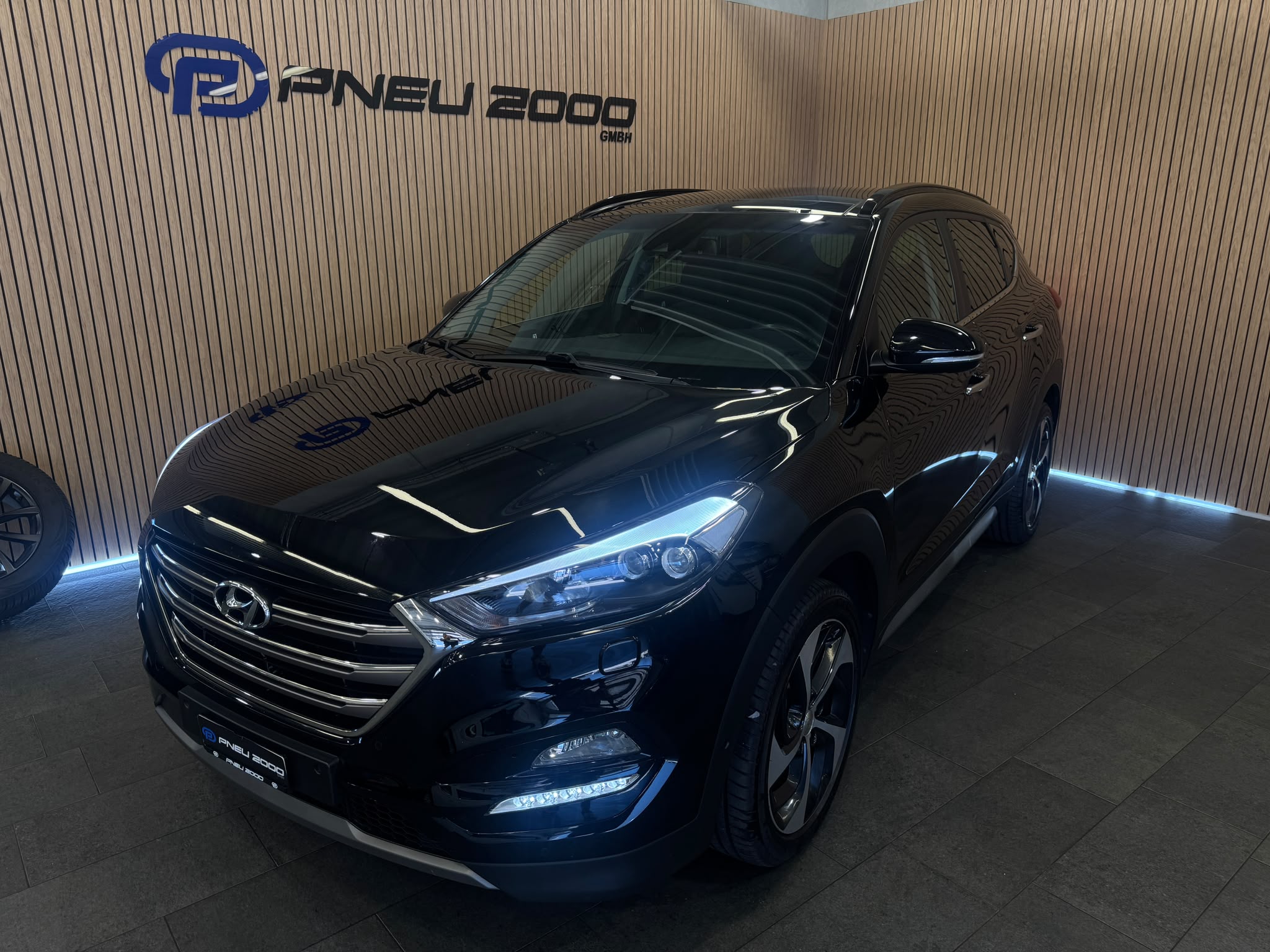 HYUNDAI 2.0 CRDi 185 Vertex 4WD — slika 6