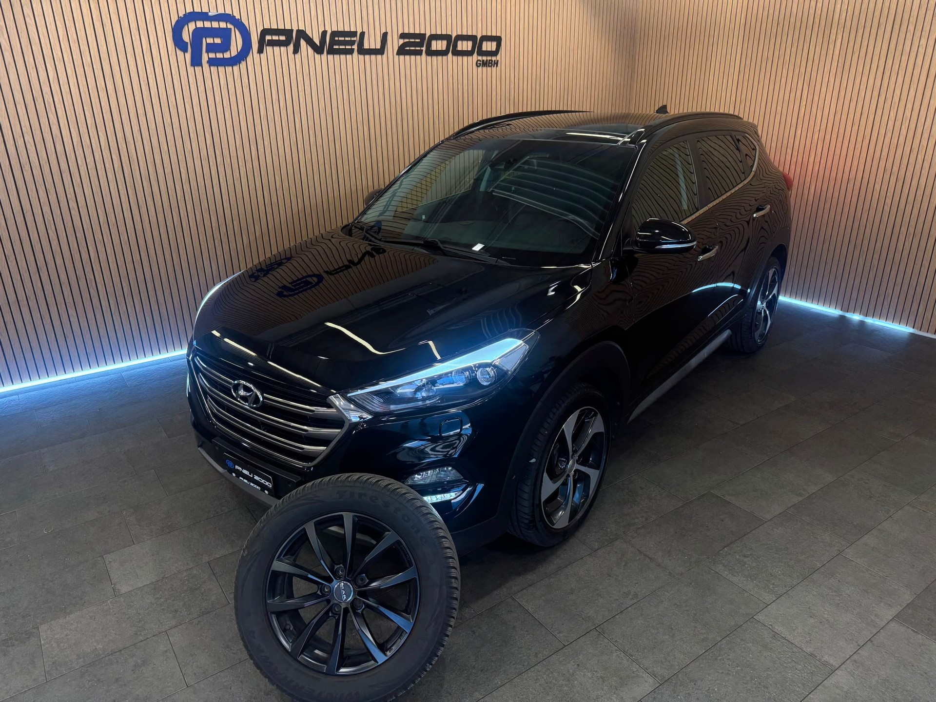 HYUNDAI Tucson 2.0 CRDI Vertex 4WD Automatic-image-7