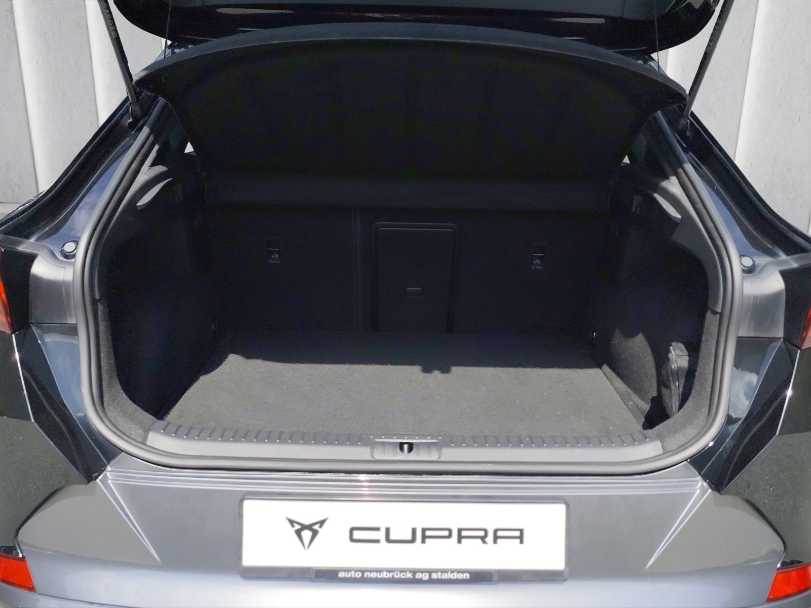CUPRA Formentor 2.0TSI 4Drive Inicio DSG-image-10
