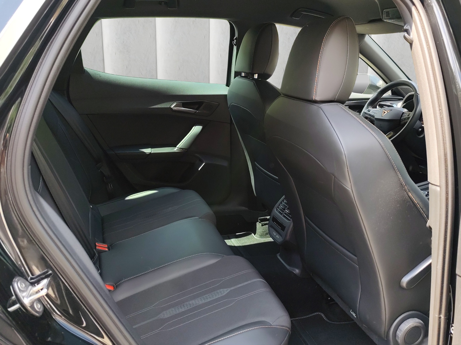 CUPRA Formentor 2.0TSI 4Drive Inicio DSG-image-9