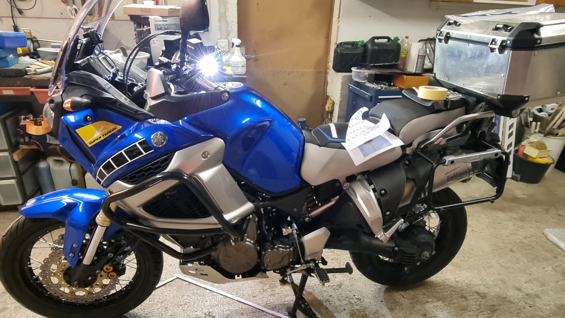 YAMAHA XT 1200 Z Super Ténéré-image-1