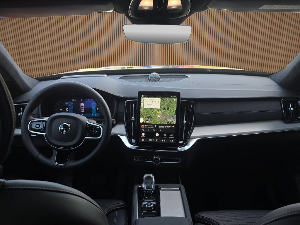 VOLVO XC90 2.0 T8 TE Black Edition eAWD-image-18
