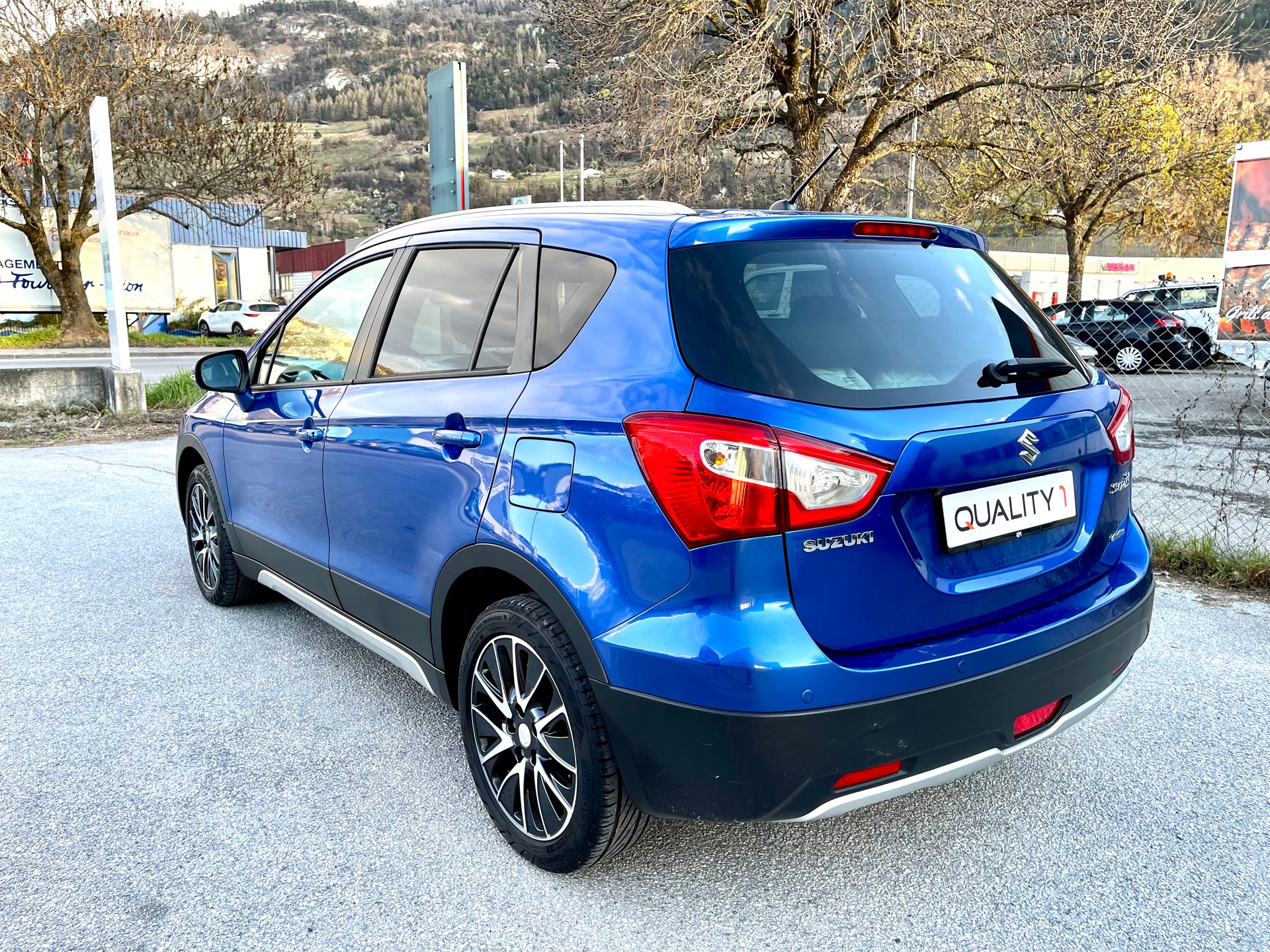 SUZUKI SX4 S-Cross 1.6 TD GL 4WD-image-10