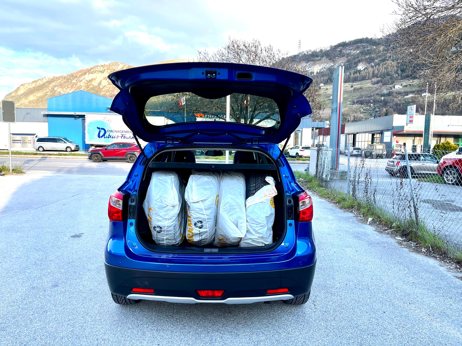 SUZUKI SX4 S-Cross 1.6 TD GL 4WD-image-4