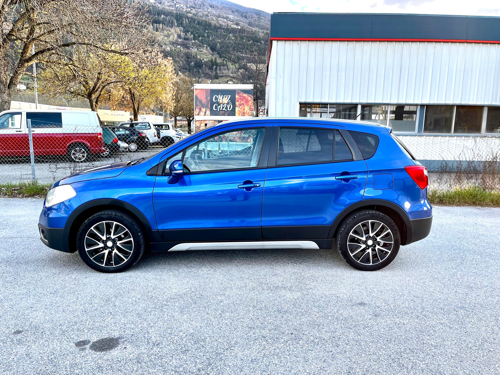 SUZUKI SX4 S-Cross 1.6 TD GL 4WD-image-9