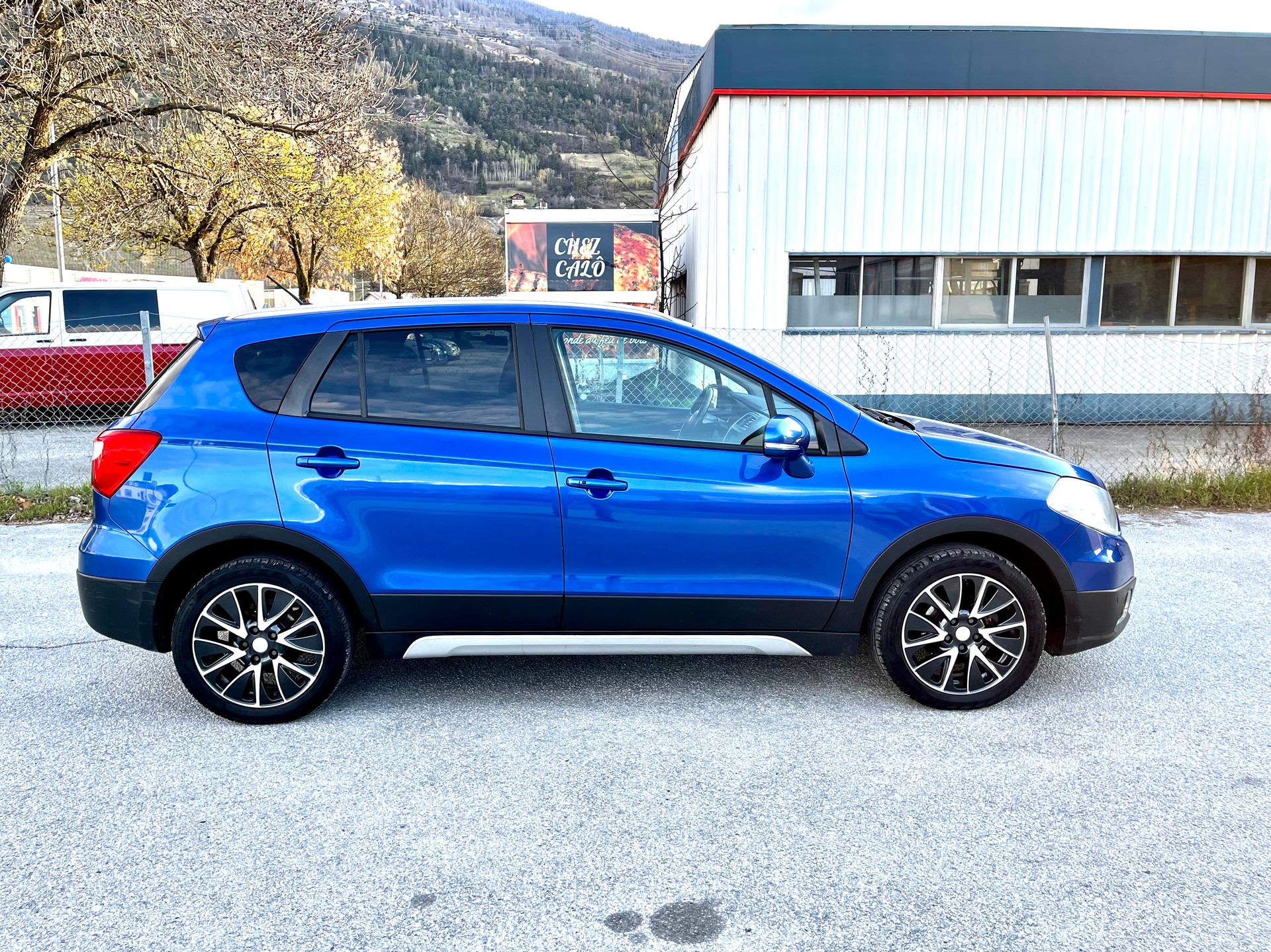SUZUKI SX4 S-Cross 1.6 TD GL 4WD-image-21