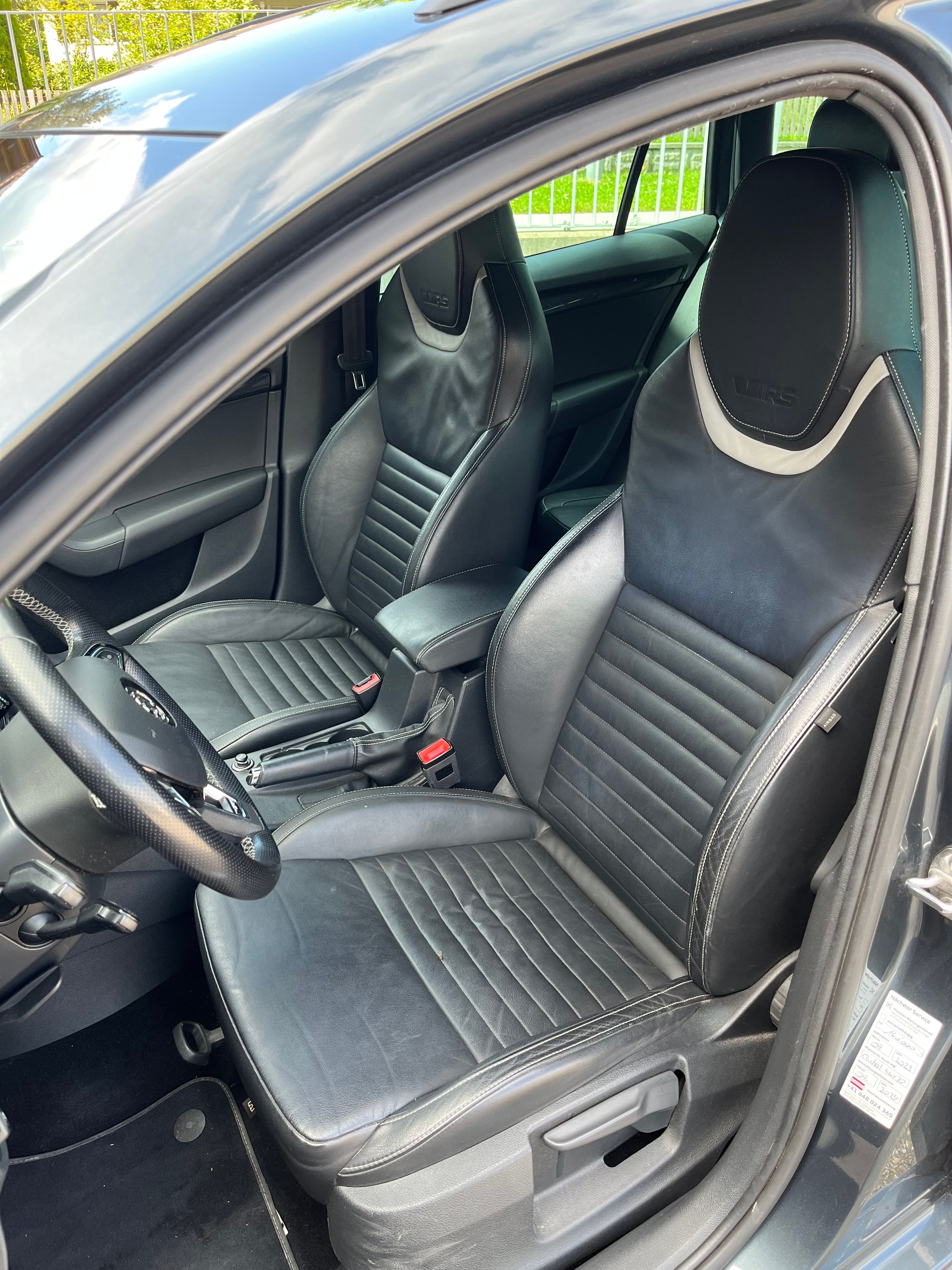 SKODA Combi RS-image-5