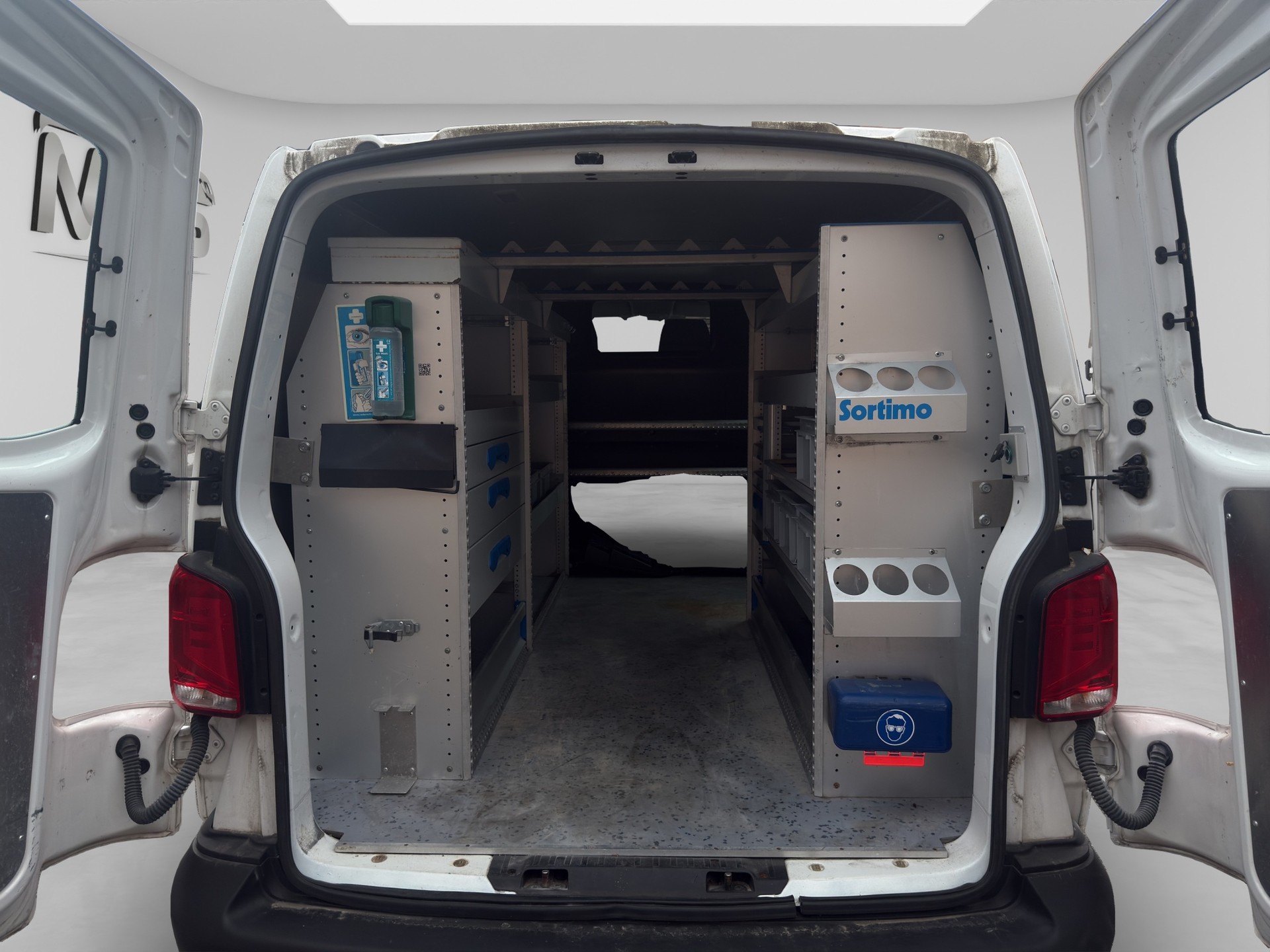 VW T6.1 2.0 TDI 4Motion DSG-image-12