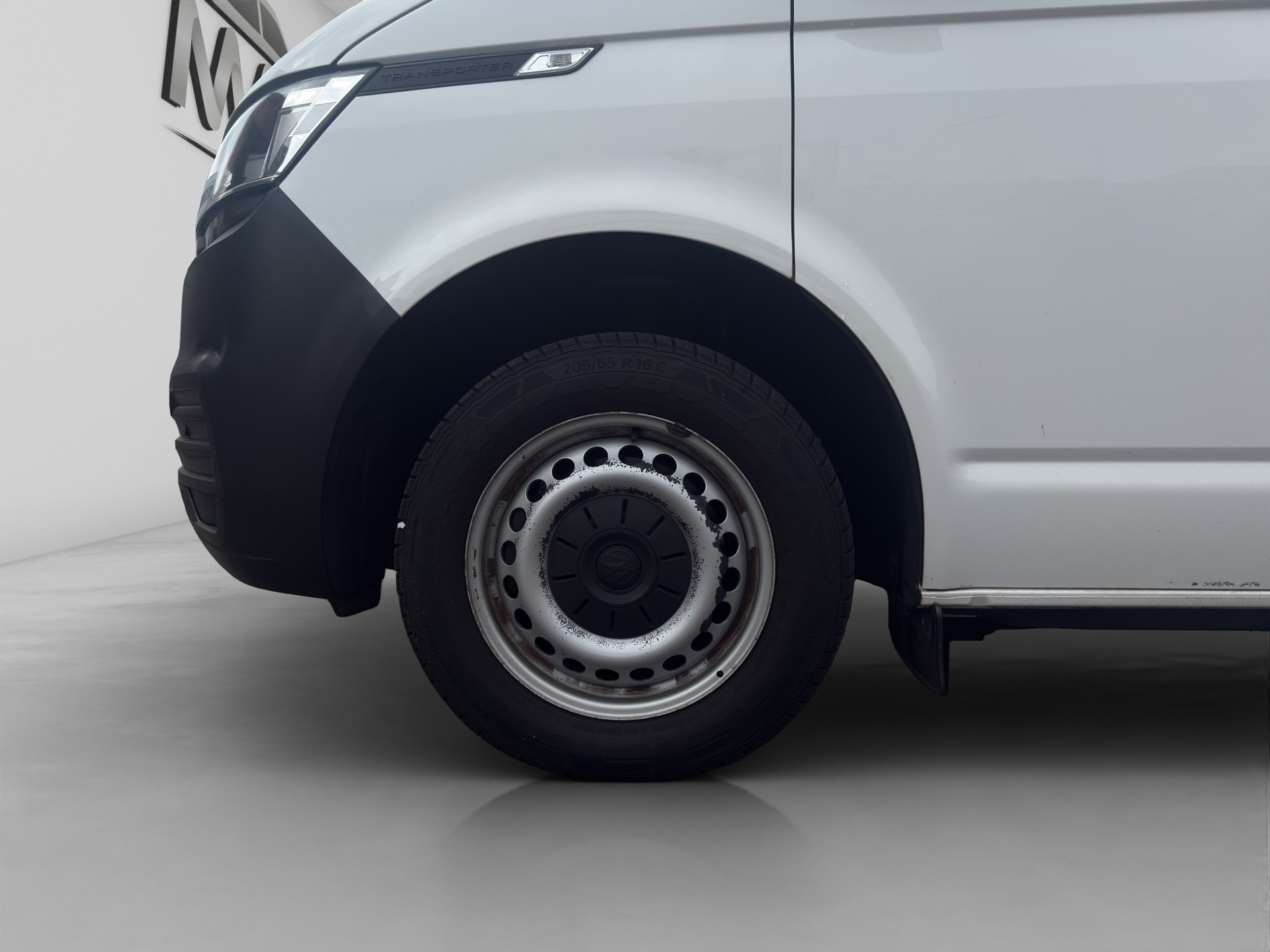 VW T6.1 2.0 TDI 4Motion DSG-image-13