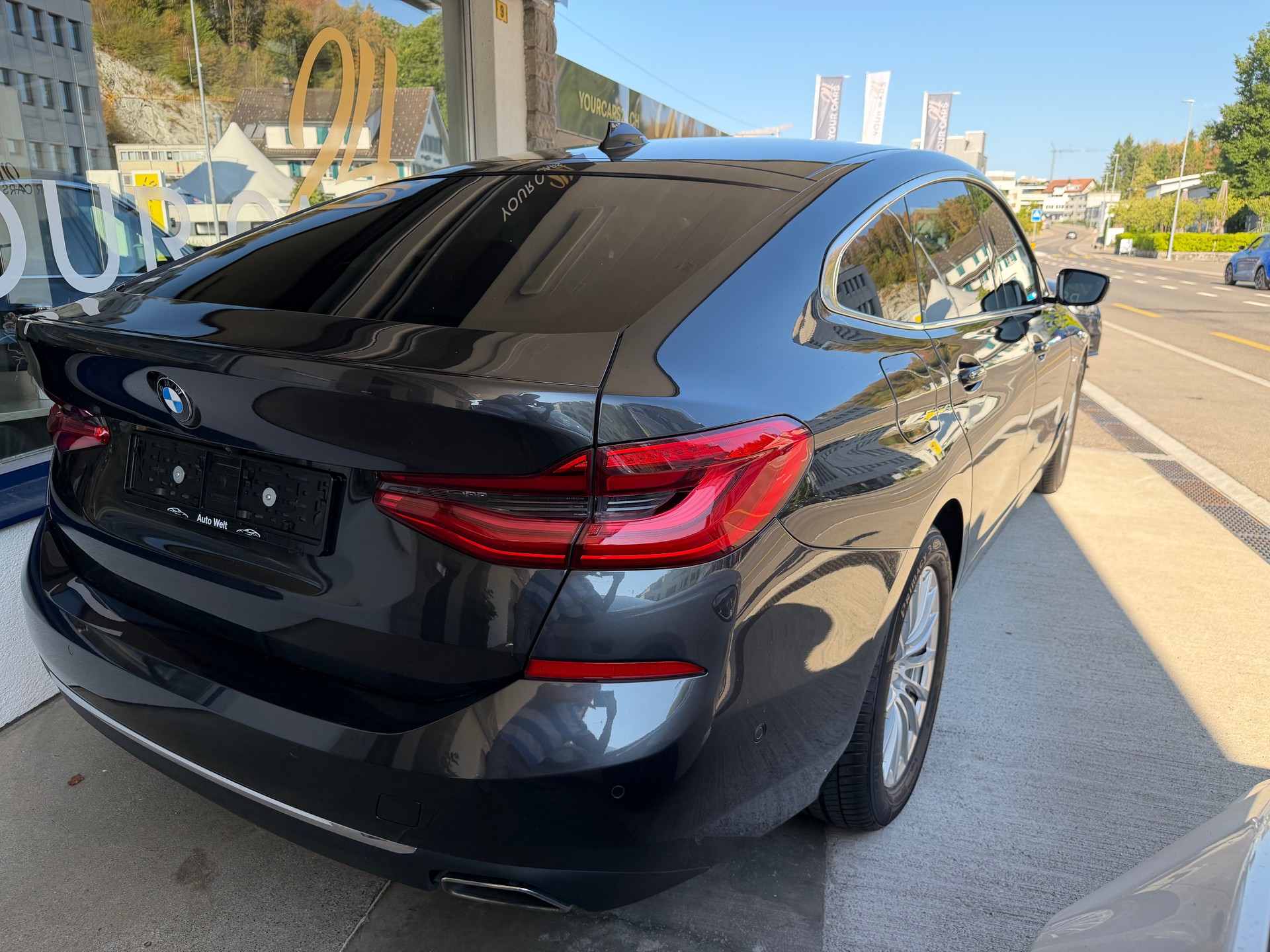 BMW 640i GT xDrive Luxury Line Steptronic-image-3