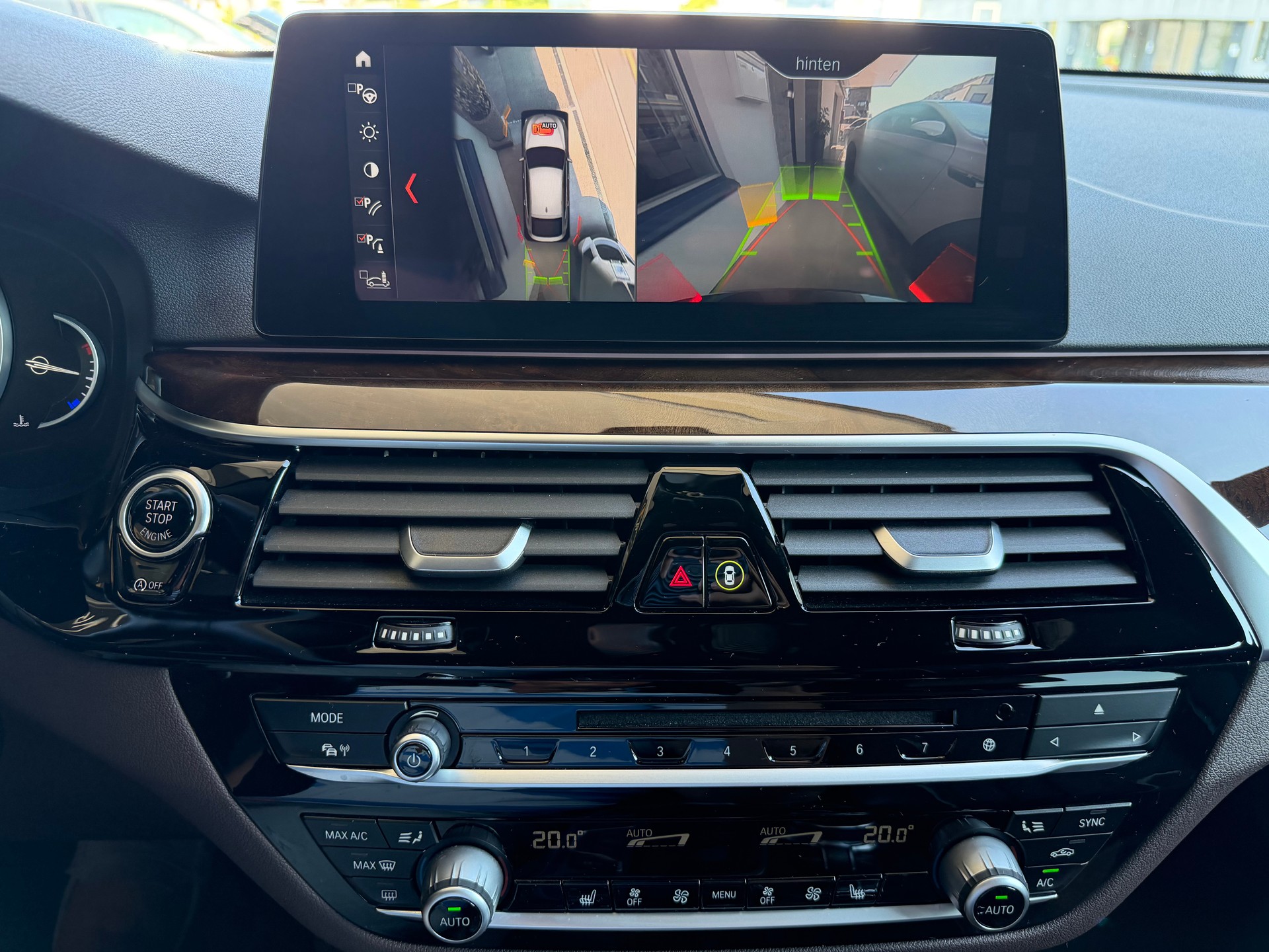 BMW 640i GT xDrive Luxury Line Steptronic-image-9