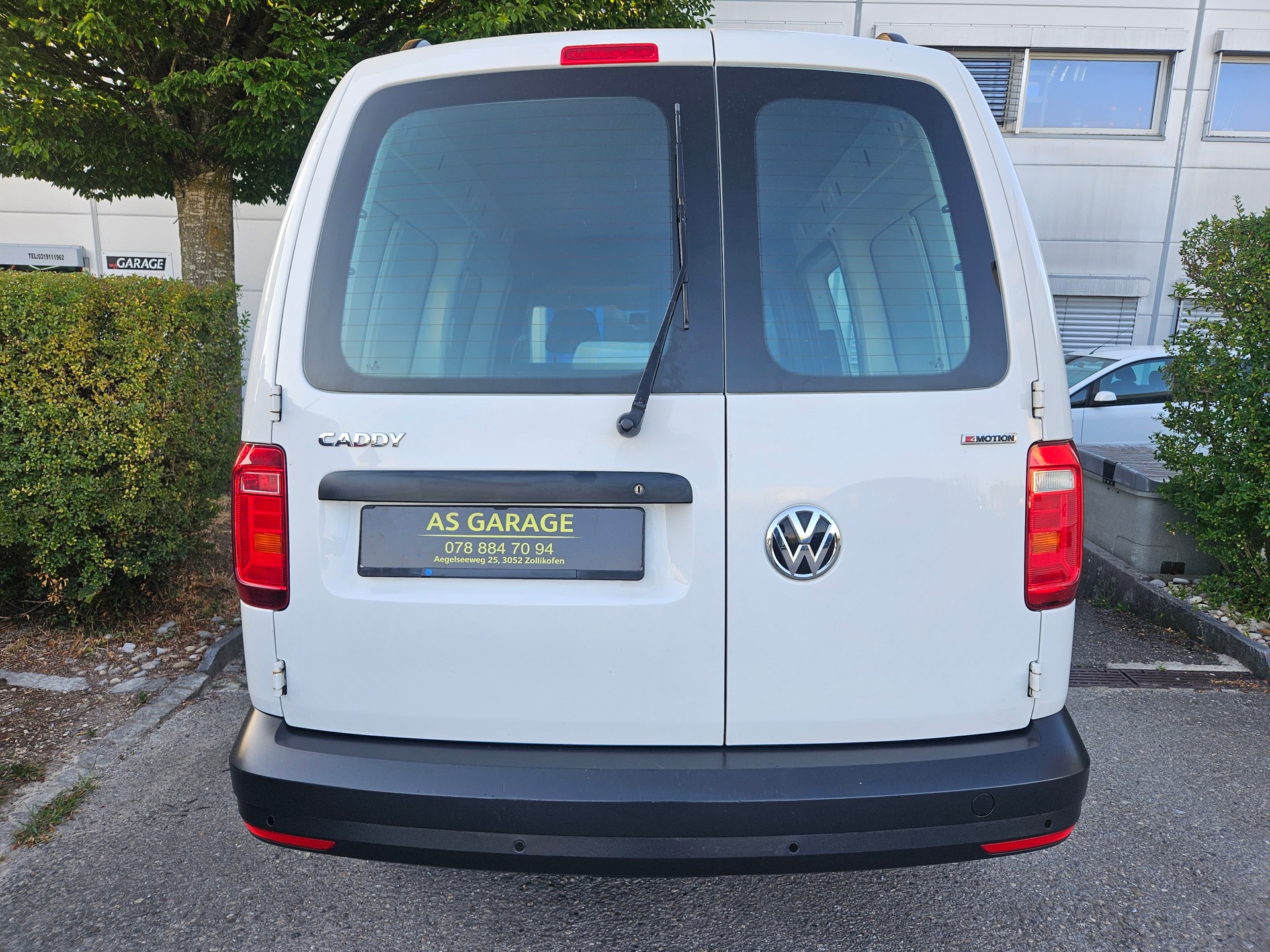 VW Caddy Maxi 2.0TDI 4Motion BlueMotion Technology DSG-image-4