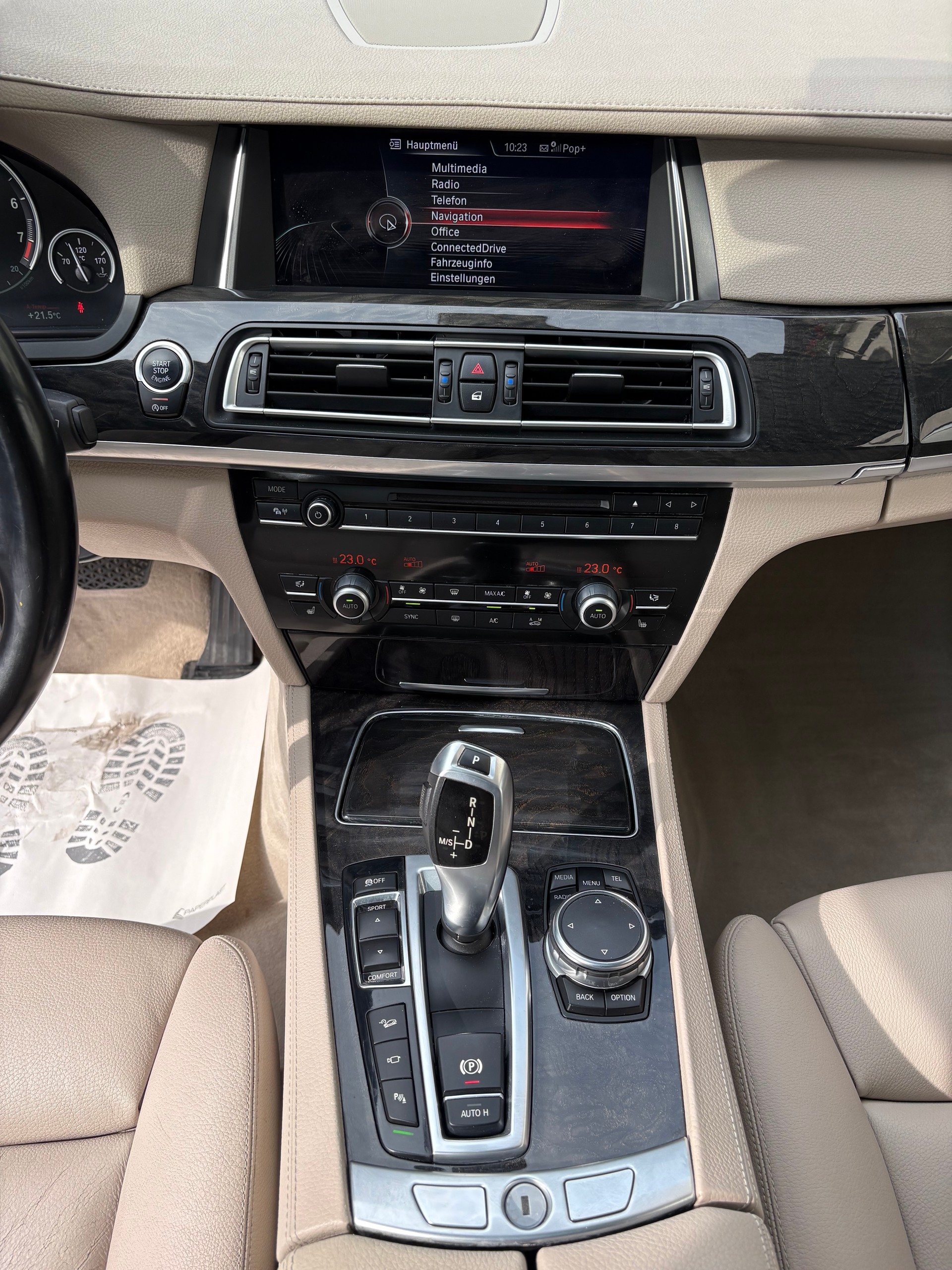 BMW 750i xDrive M-Paket Facelift-image-9