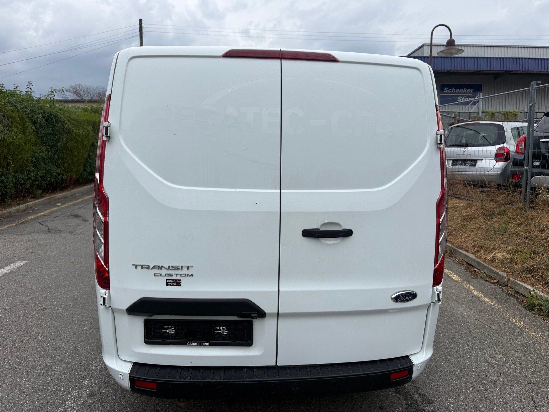 FORD Transit Custom Van 320 L1H1 Limited-image-5