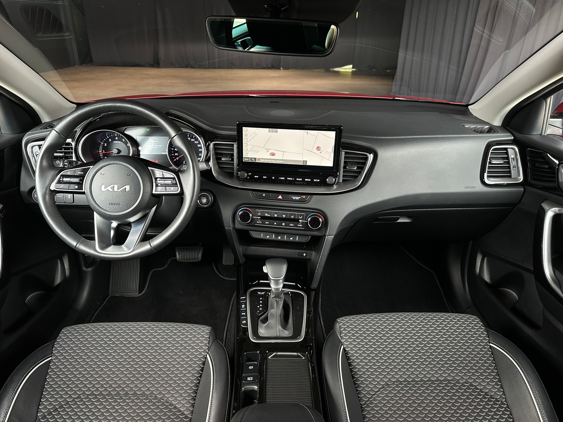 KIA XCeed 1.5 T-GDi DCT-image-15